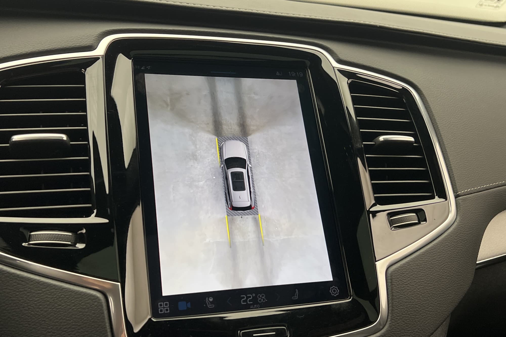 Volvo XC90 Recharge T8 Ultimate Dark 7-Sits B&W Pano MOMS