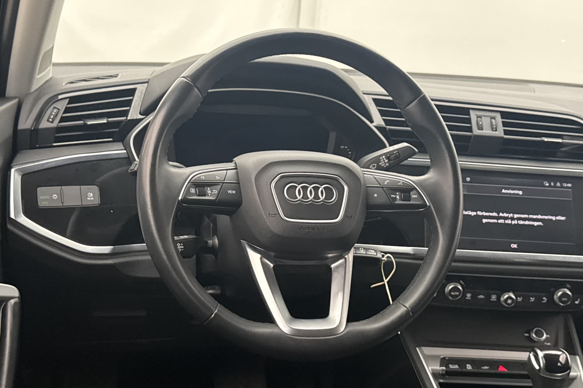 Audi Q3 Sportback 45 TFSI e 245hk Proline Cockpit P-Sensorer