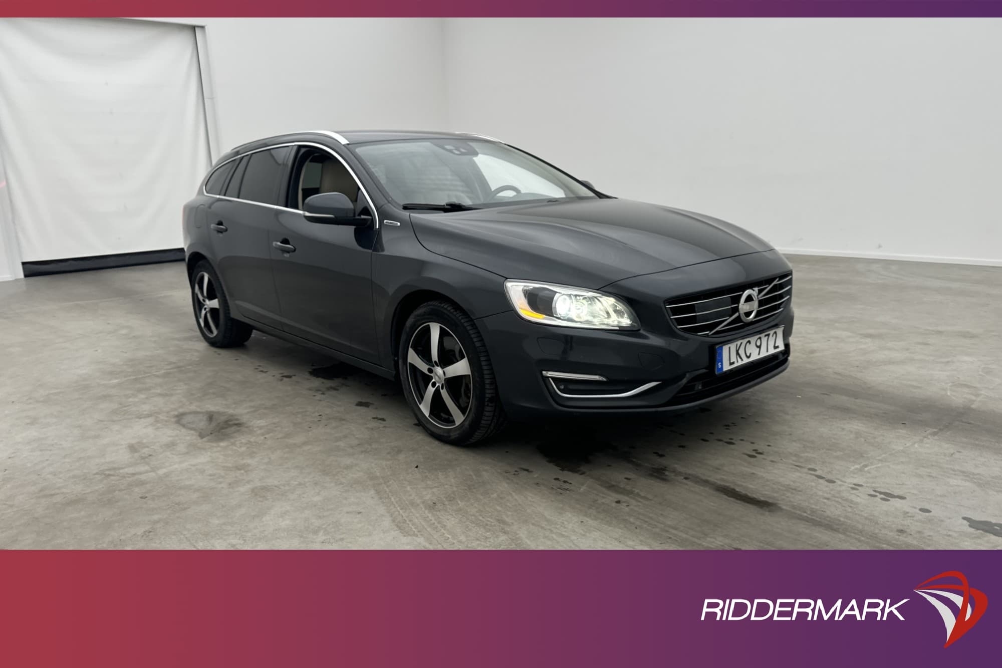 Volvo V60 D6 AWD Plug-in
