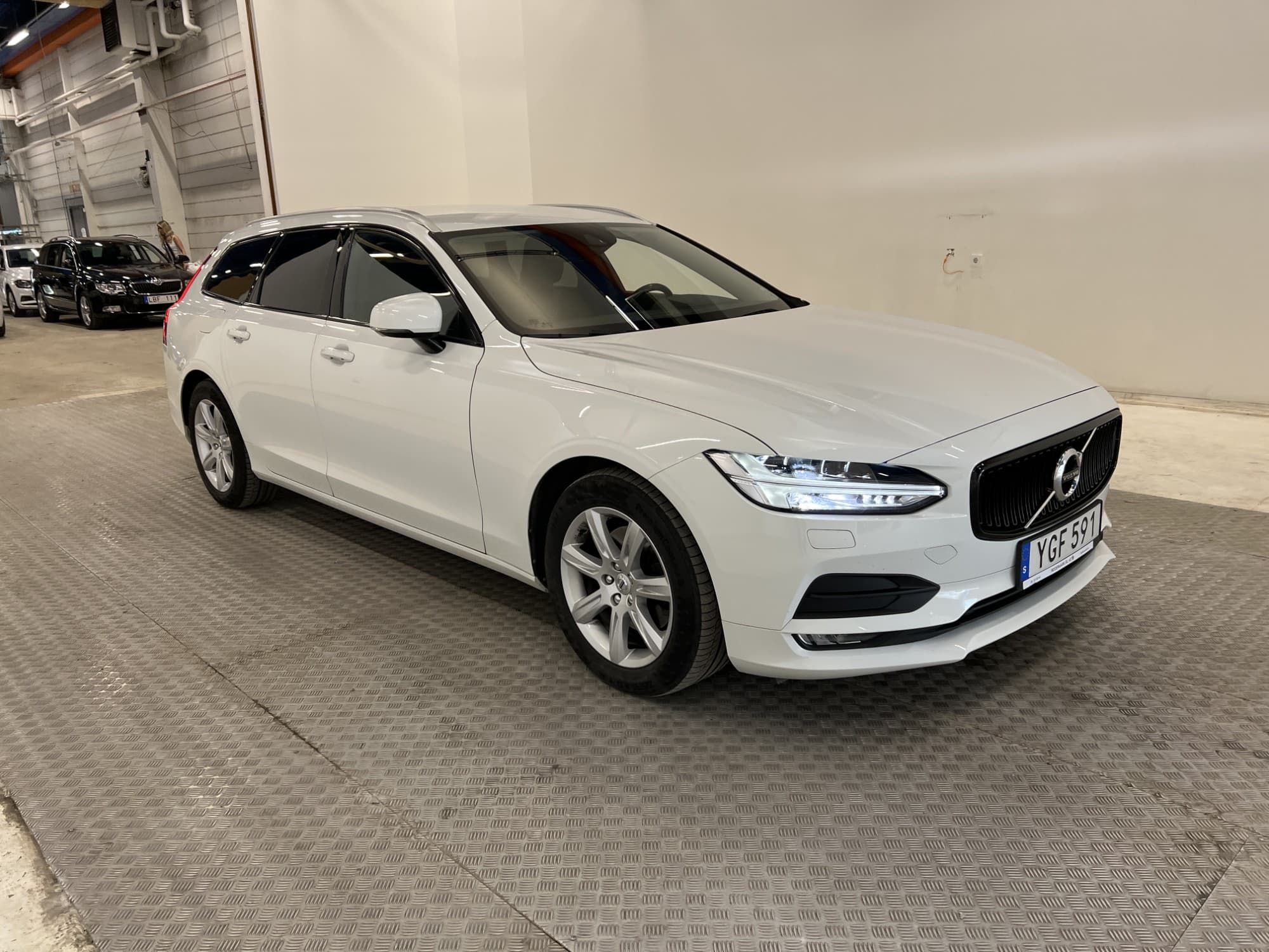 Volvo V90 D4 190hk