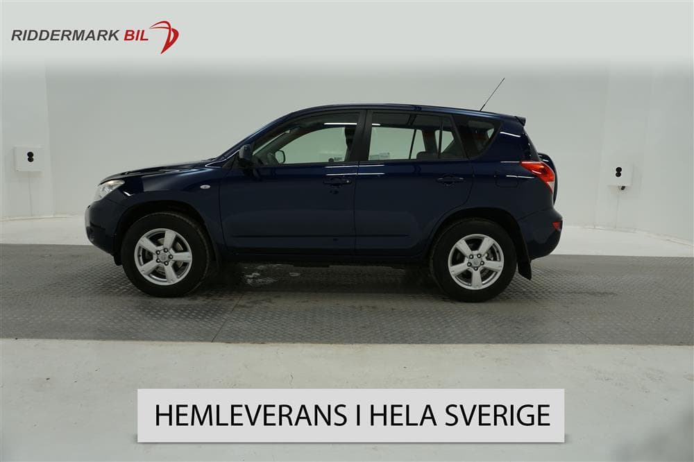 Toyota RAV4 2.0 152hk