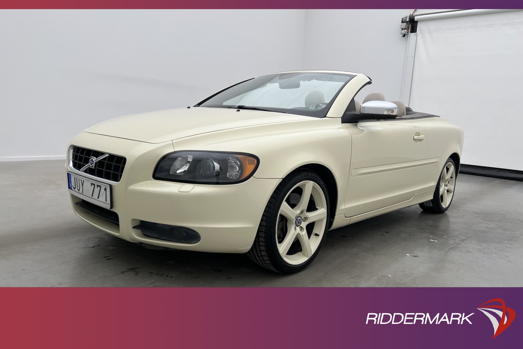 Volvo C70 Cab 140hk Summum Hardtop P-Värmare Sensorer Skinn