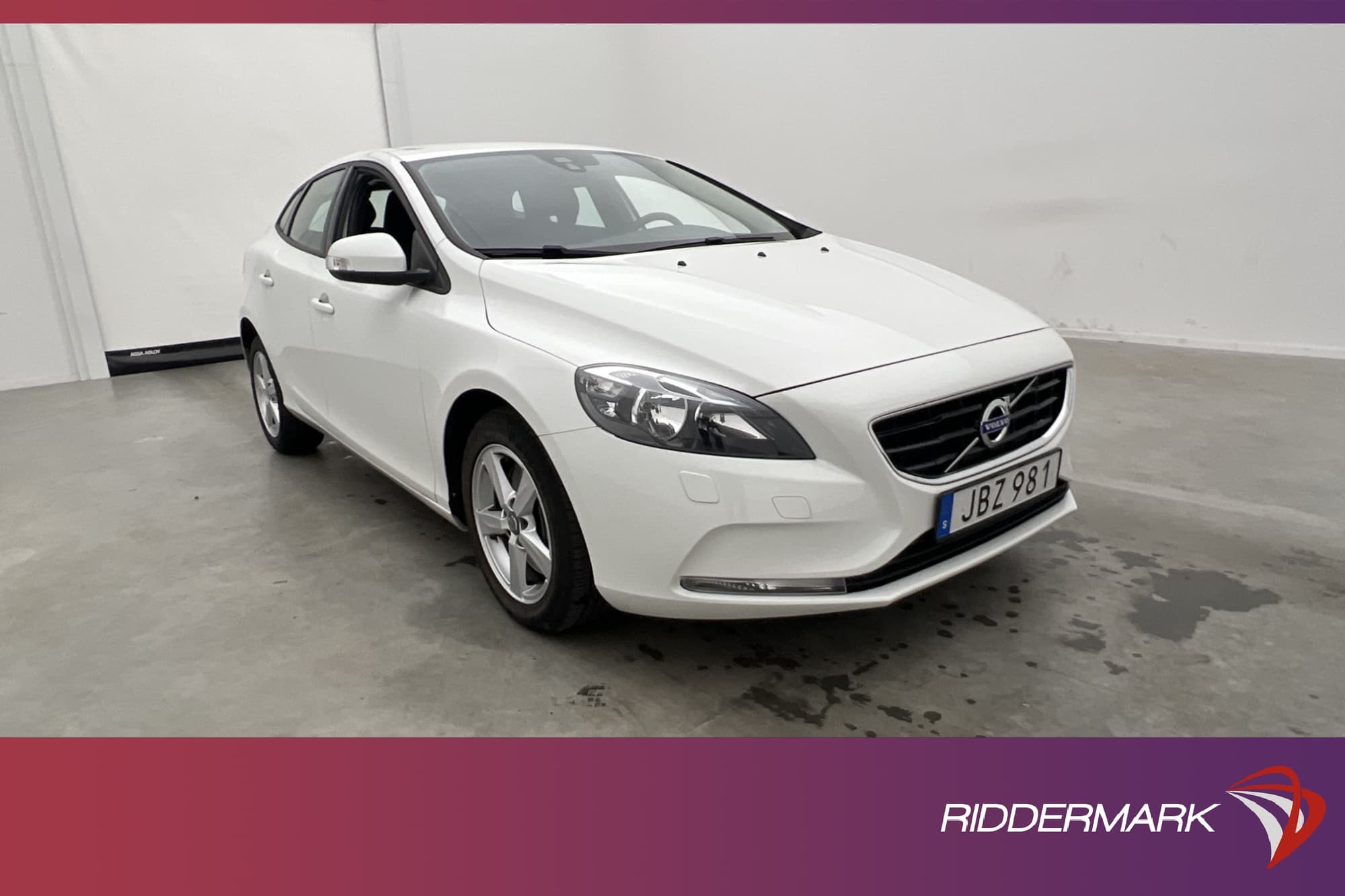 Volvo V40 D2