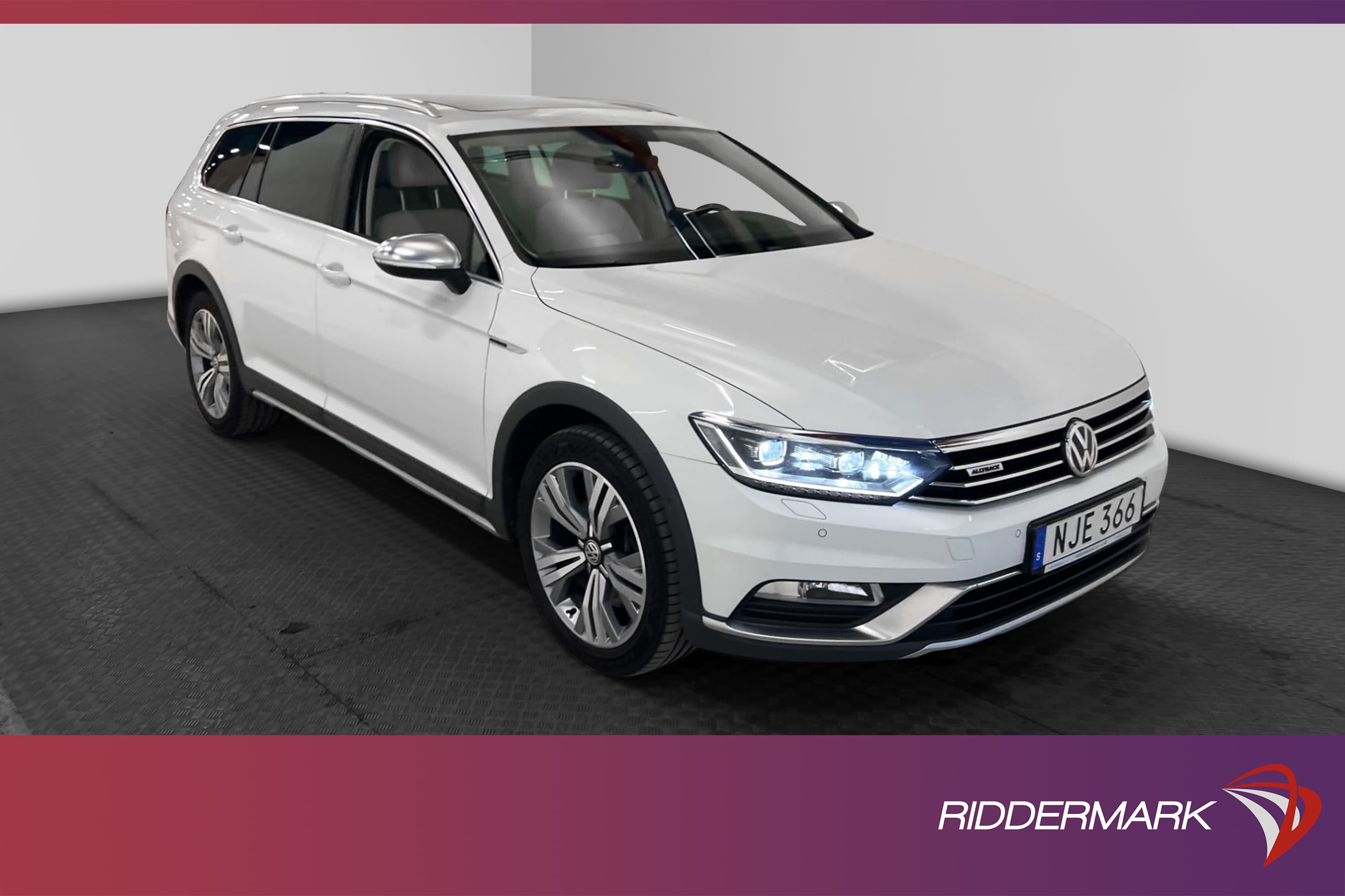 Volkswagen Passat Alltrack 2.0 4M Executive Värmare Panorama