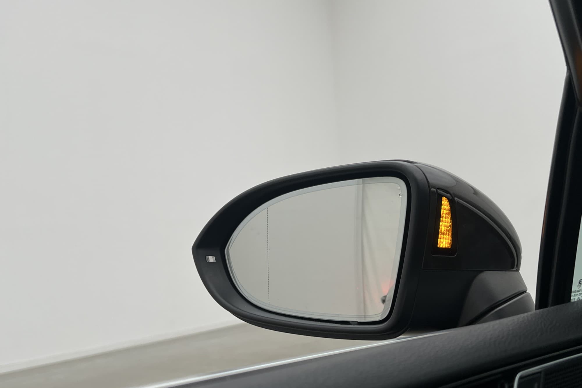 Volkswagen Passat 2.0 TDI 4M GT Skinn Värmare 360° Drag