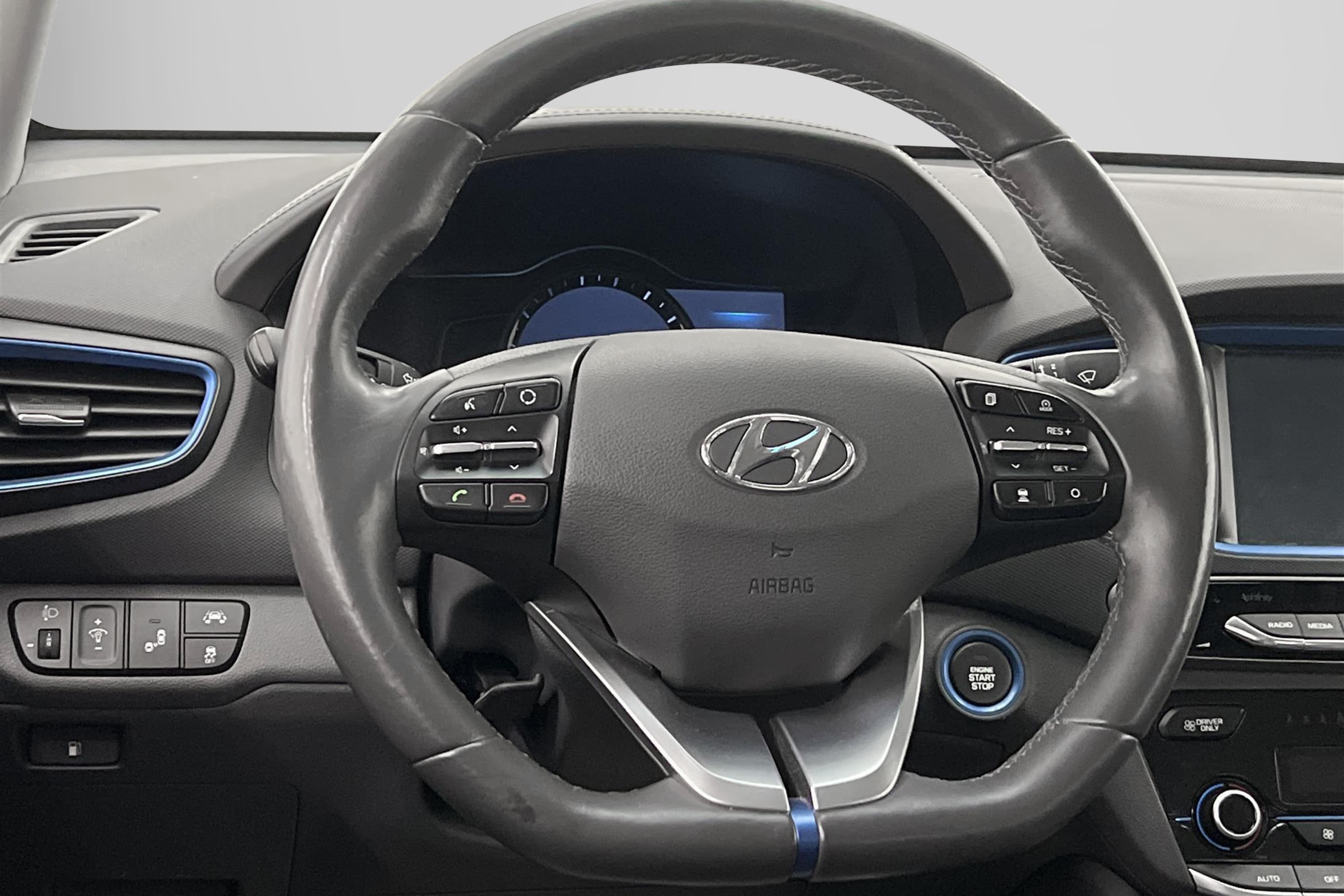 Hyundai Ioniq 1.6 Hybrid 141hk Premium Plus Kamera 0,39l/mil