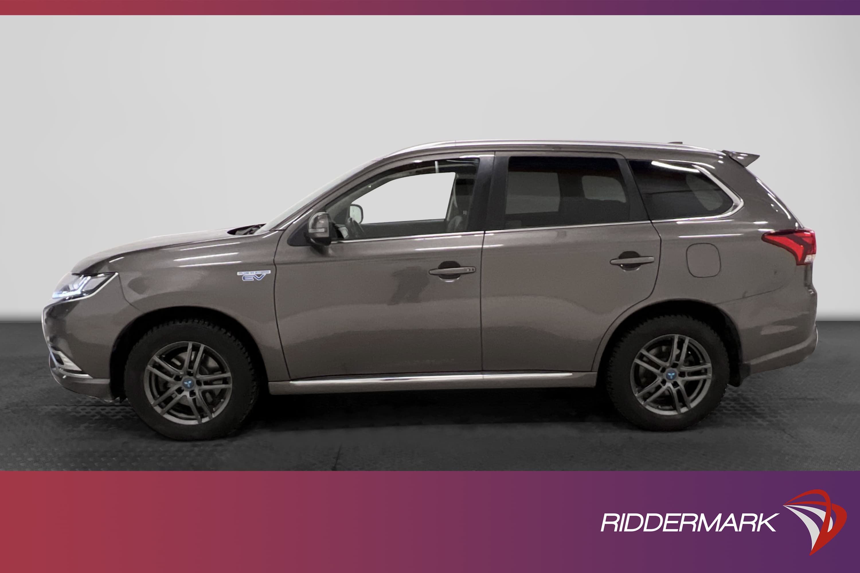 Mitsubishi Outlander PHEV 4WD 230hk