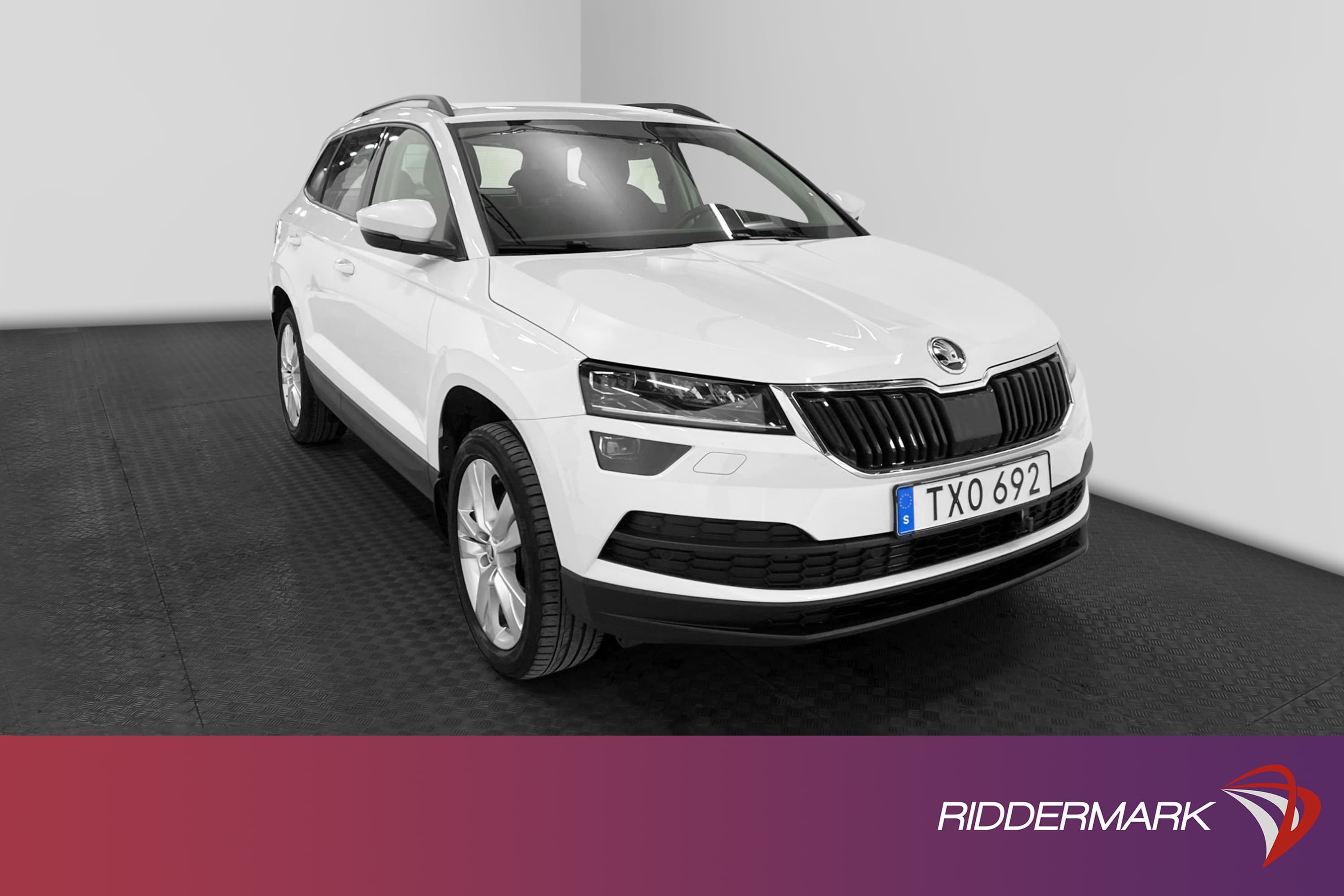 Skoda Karoq 1.0 TSI 115hk Värmare Kamera Adaptiv farth Drag