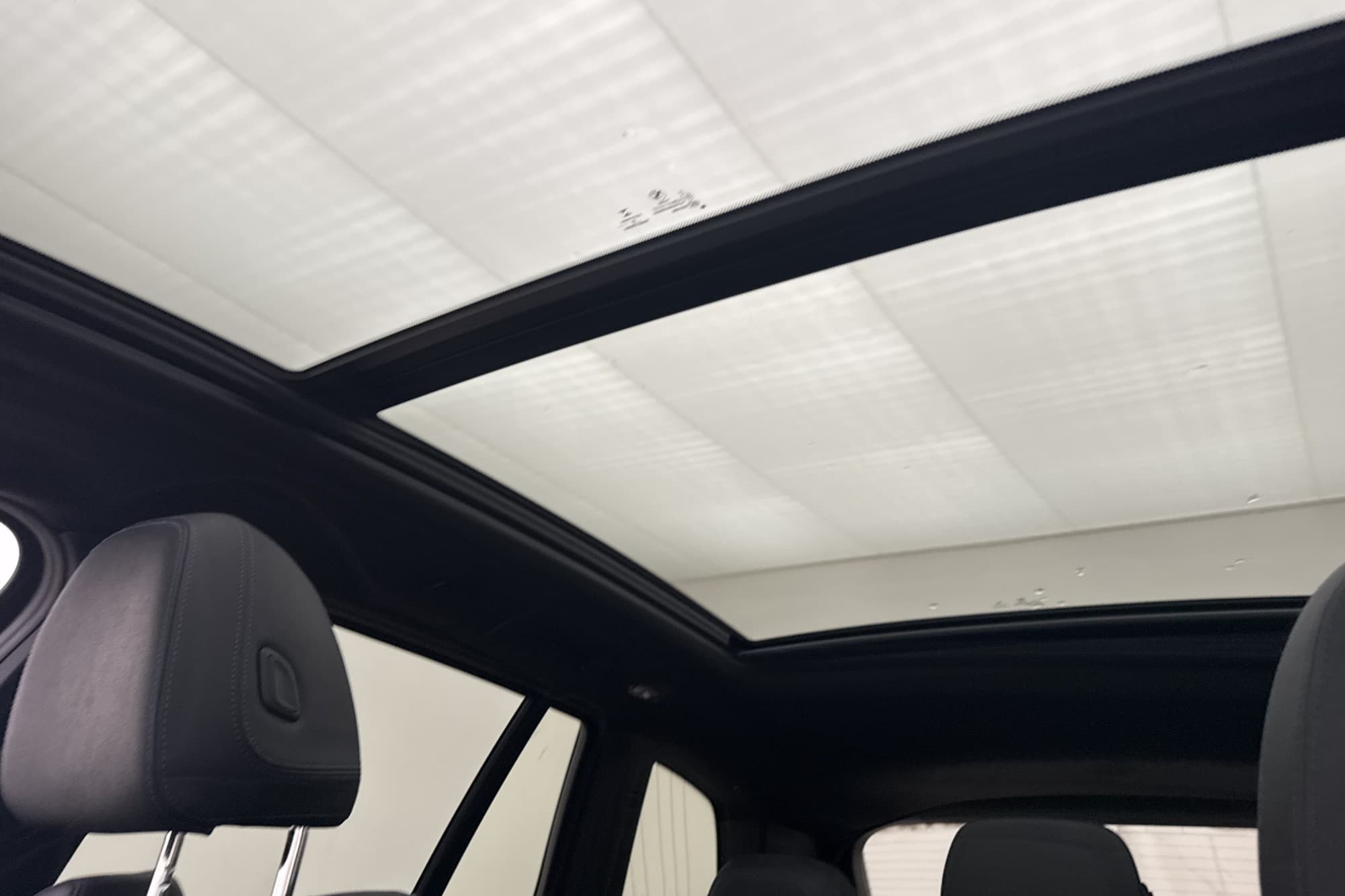 BMW X3 xDrive30e 292hk M Sport Pano H/K HUD Kamera Navi Drag