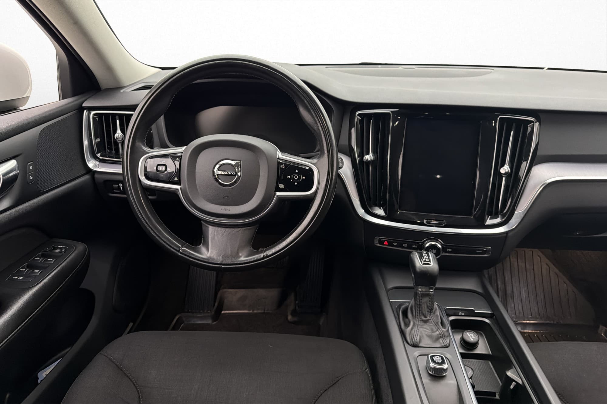 Volvo V60 D4 AWD Momentum VOC Värm P-Sensorer Rattvärme Drag
