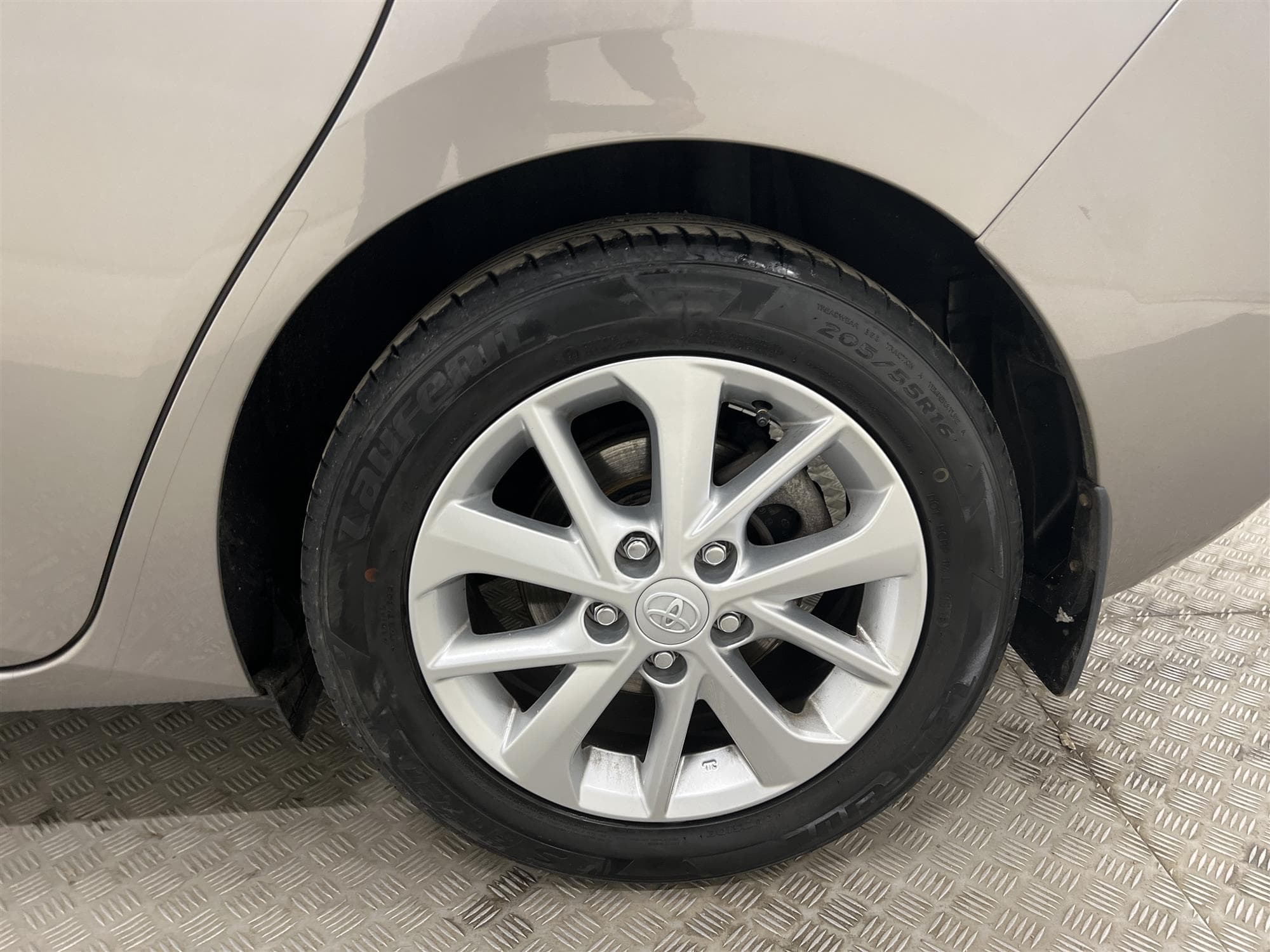 Toyota Auris 1.6 132hk  2 Brukare Backkamera 0,48L/mil