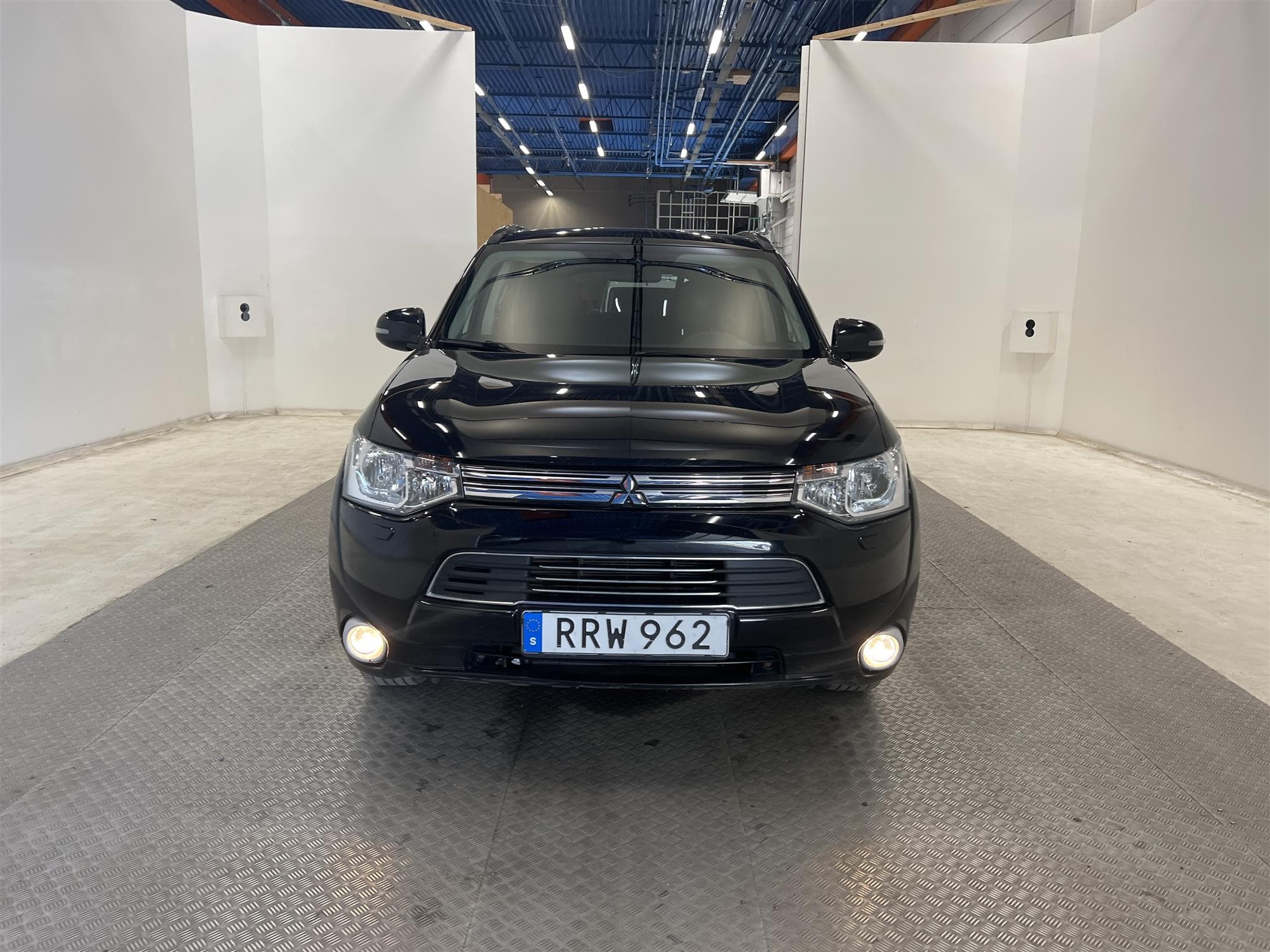 Mitsubishi Outlander P-HEV 2.0 Hybrid 4WD 203hk B-Kam Drag