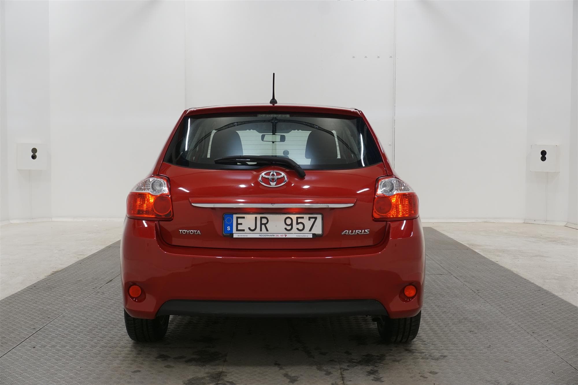 Toyota  Auris 1.4 90hk 2 brukare  Låg Skatt 0,45L/mil