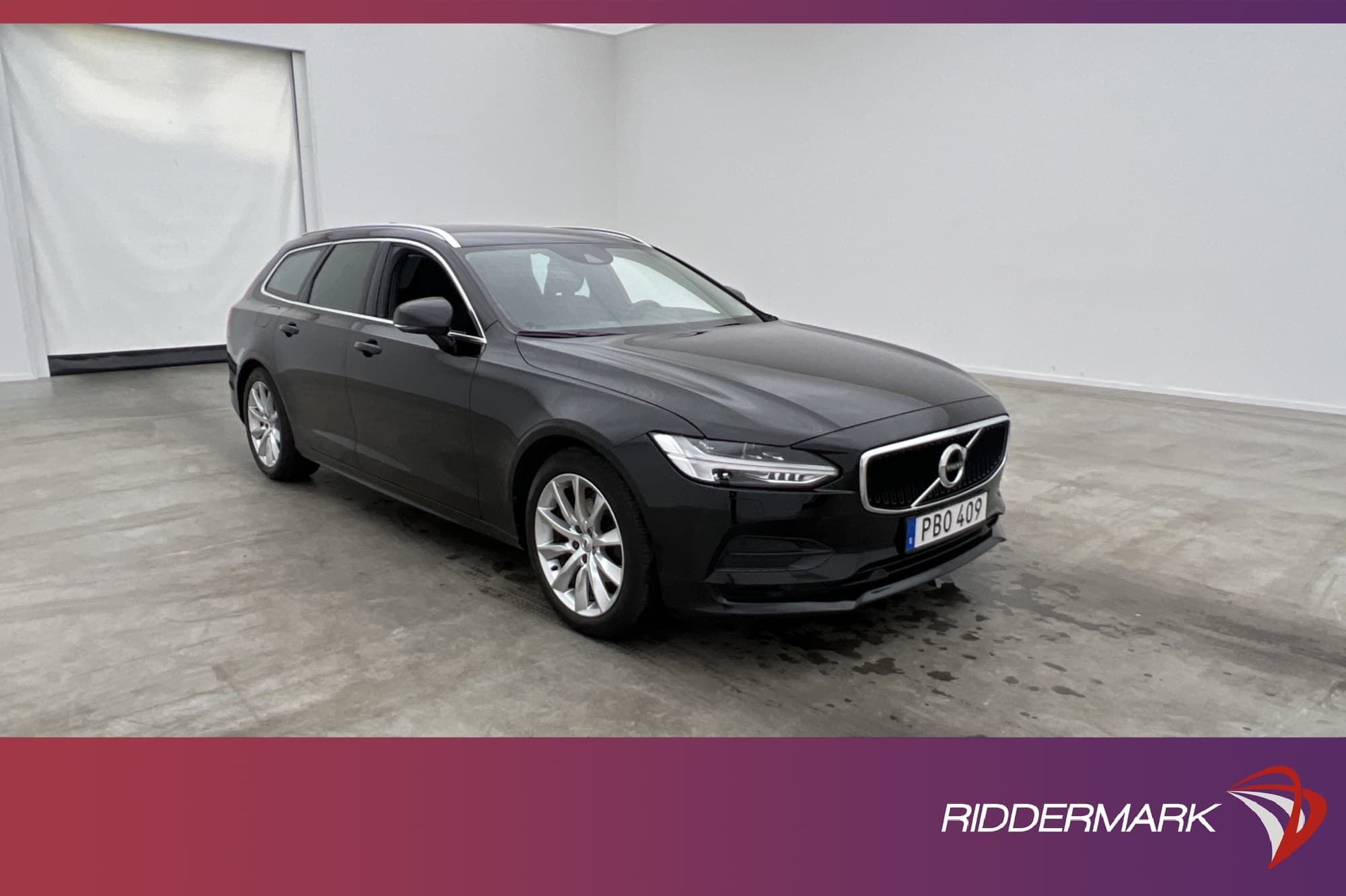 Volvo V90 T4
