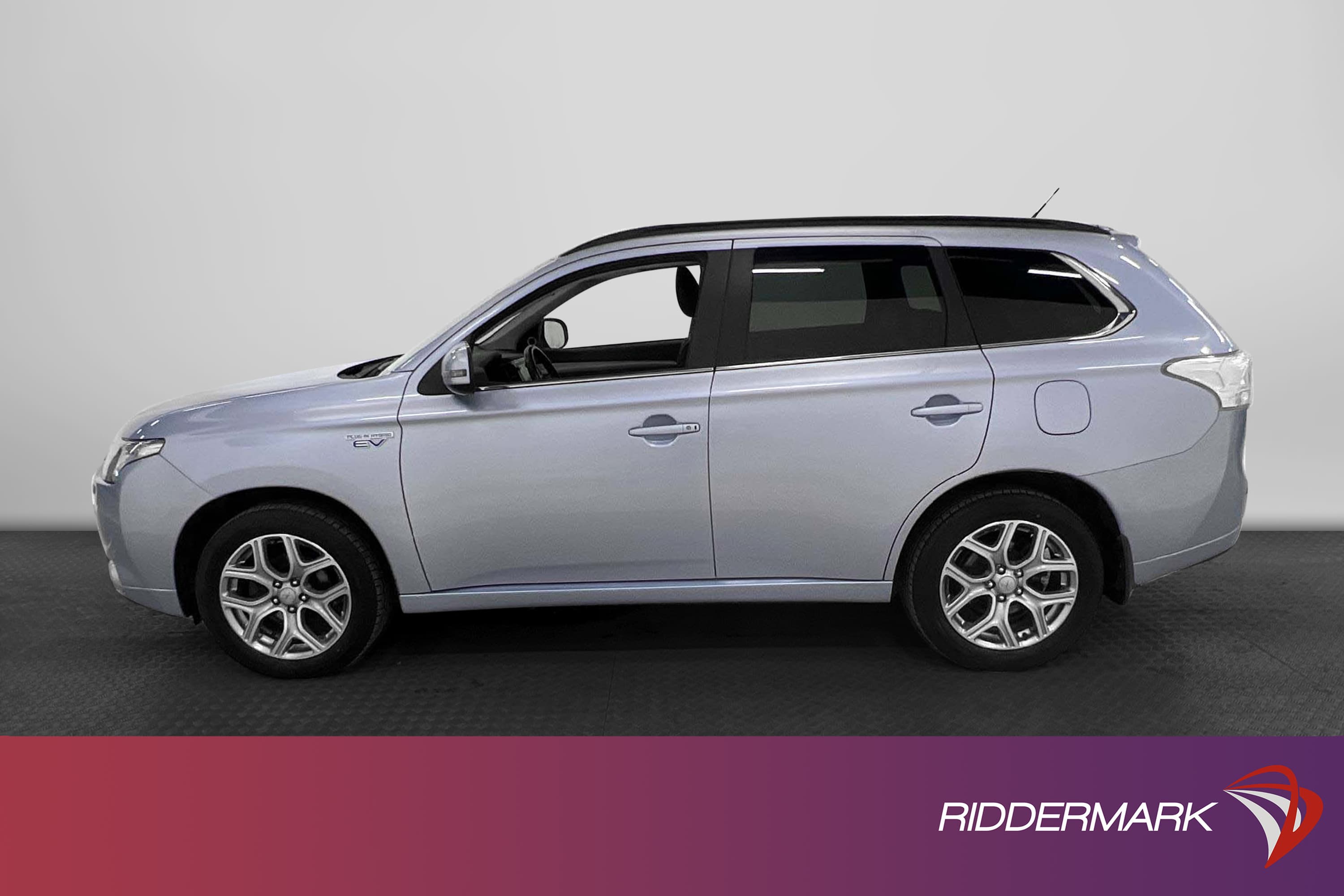Mitsubishi Outlander PHEV 4WD 203hk