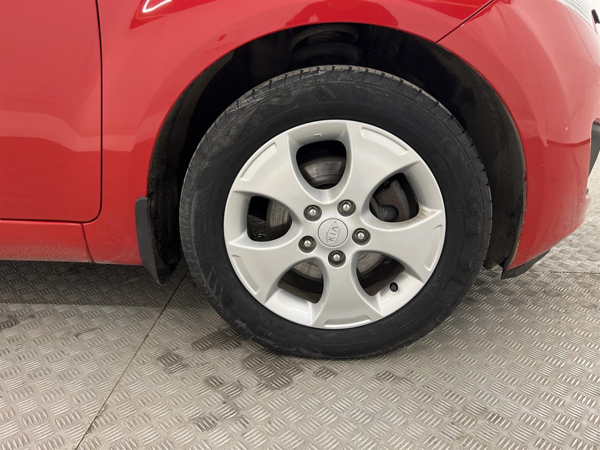 Kia Venga 1.6 CVVT 125hk  Få Brukare Välservad Låg Skatt
