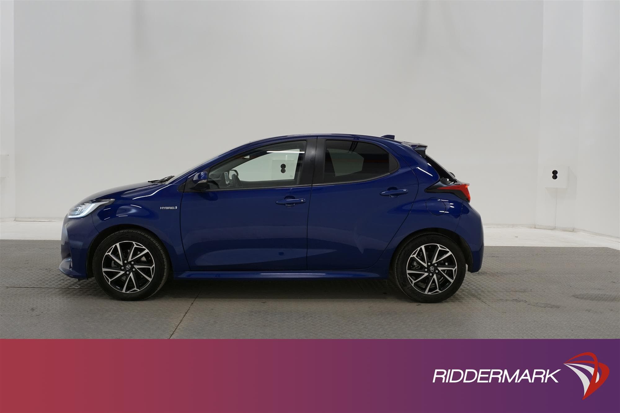 Toyota  Yaris Hybrid CVT 116hk 