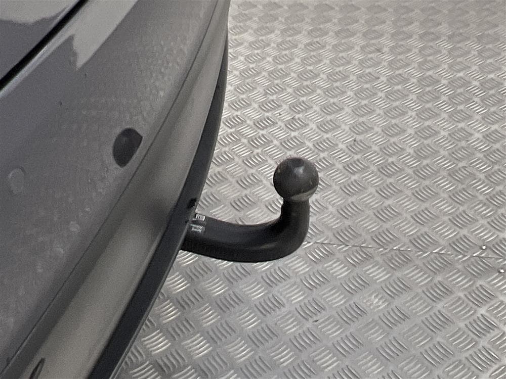 Tesla Model X 100D 423hk Dragkrok FSD Kolfiber Moms Leasbarinteriör