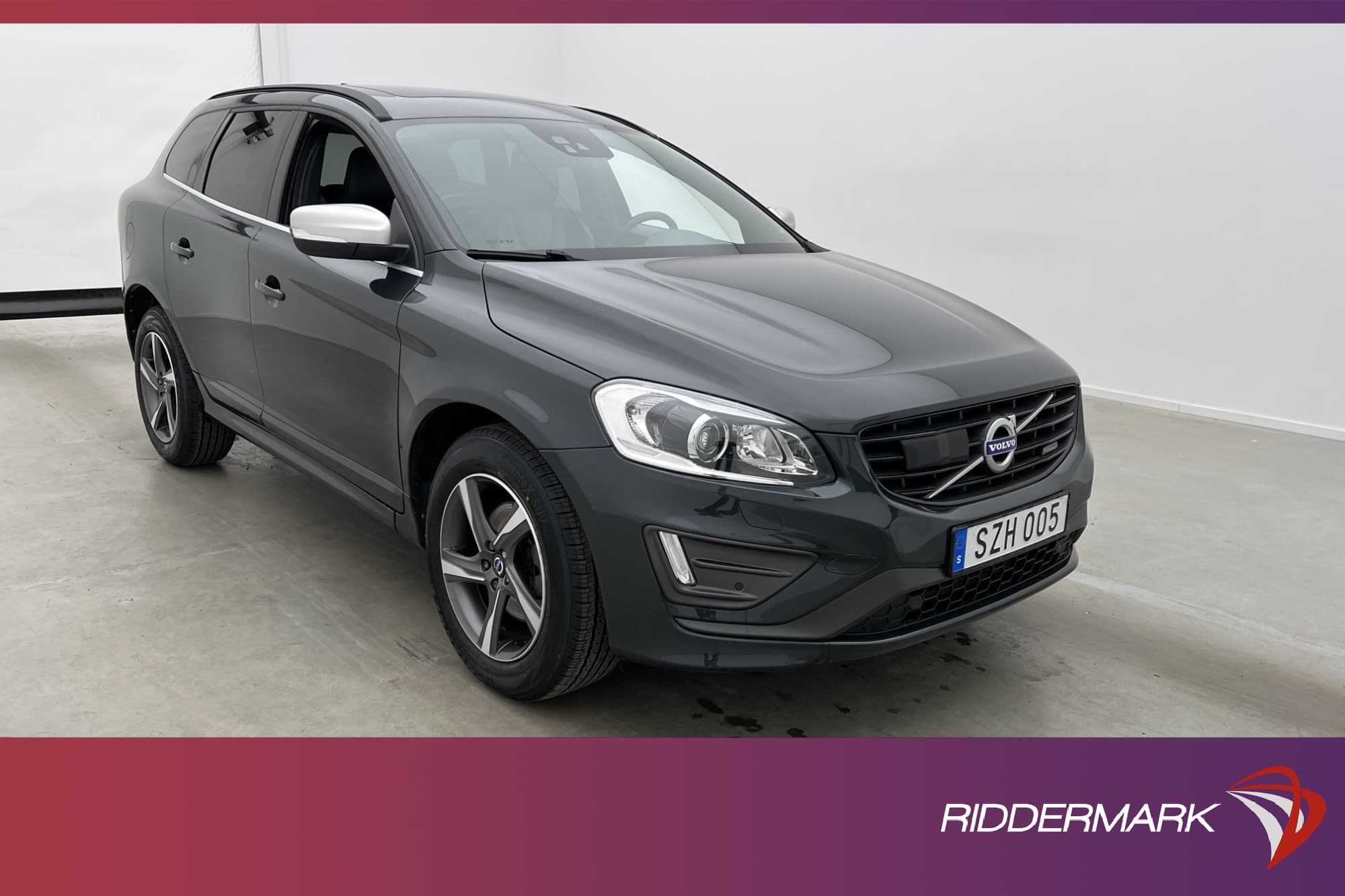 Volvo XC60 D4 AWD 190hk R-Design Pano D-Värm Skinn Drag Navi