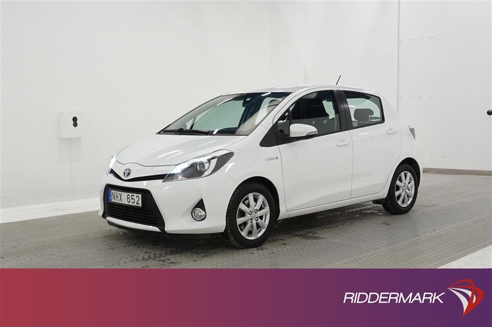Toyota Yaris Hybrid e-CVT 101hk B-Kam