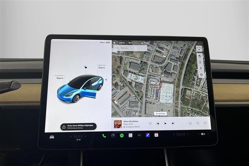 Tesla Model 3 Long Range AWD 440hk Svensksåld 1 Brukareinteriör