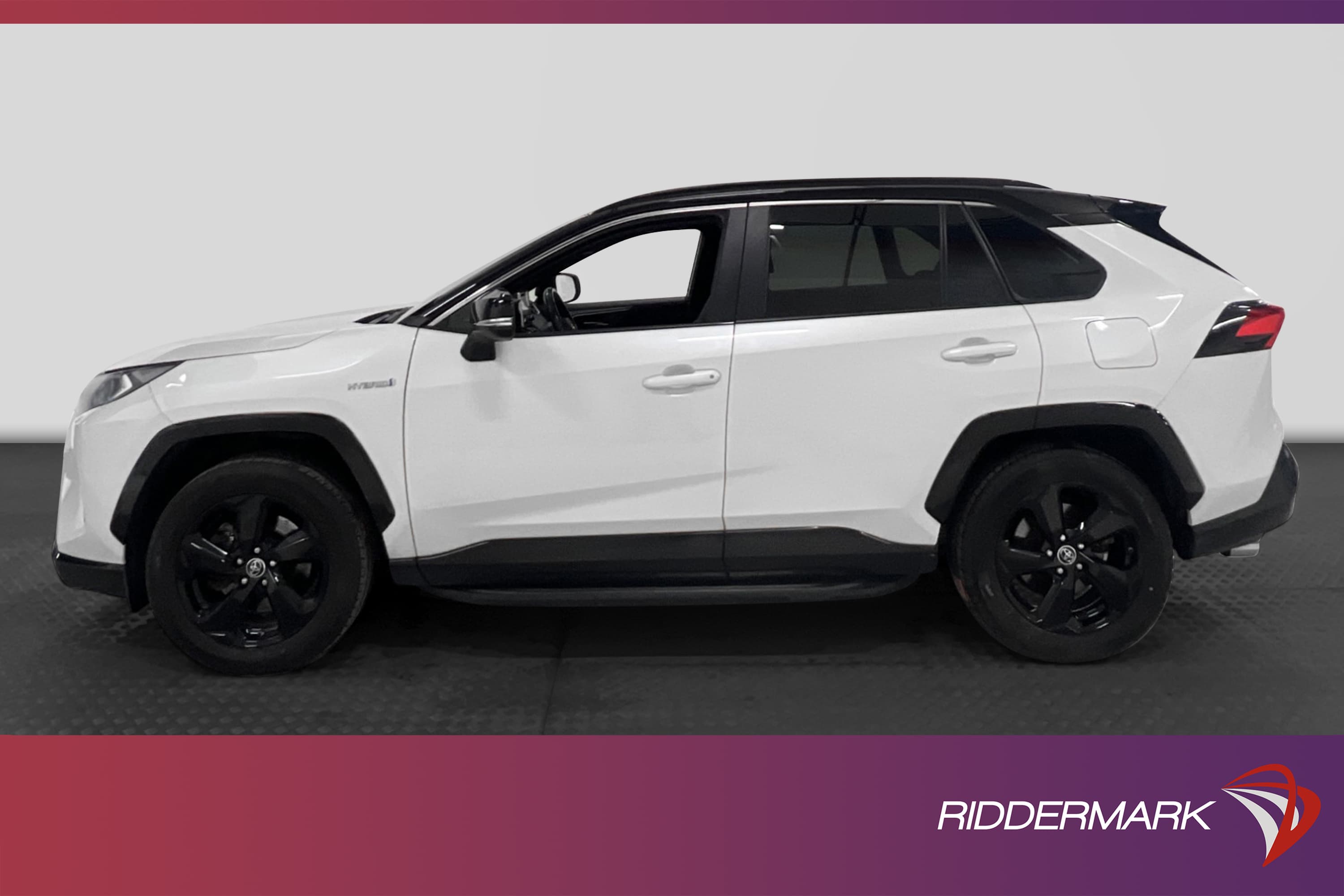Toyota RAV4 Hybrid  218hk