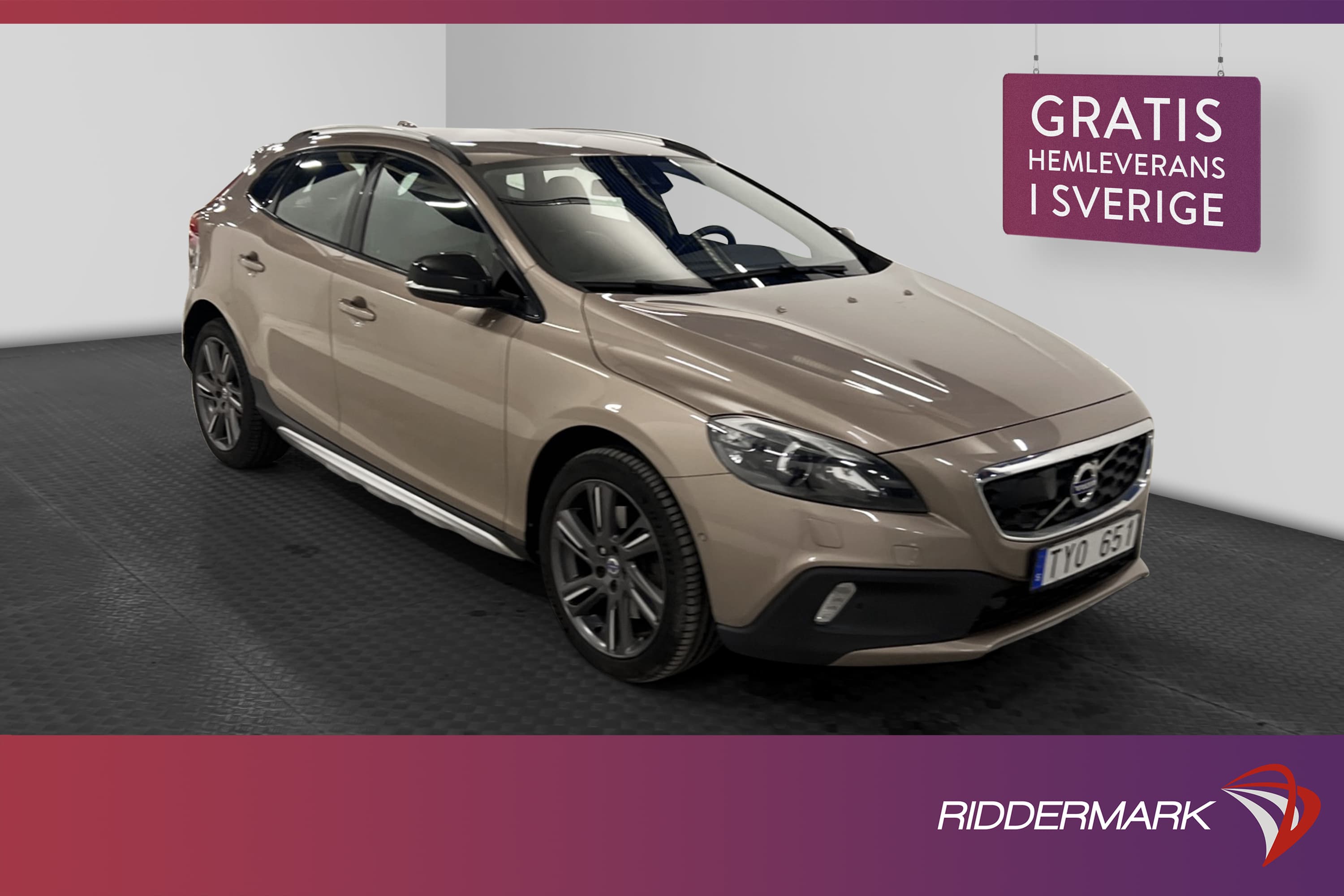 Volvo V40 Cross Country D4 177hk Summum Skinn Kamera 1-bruk