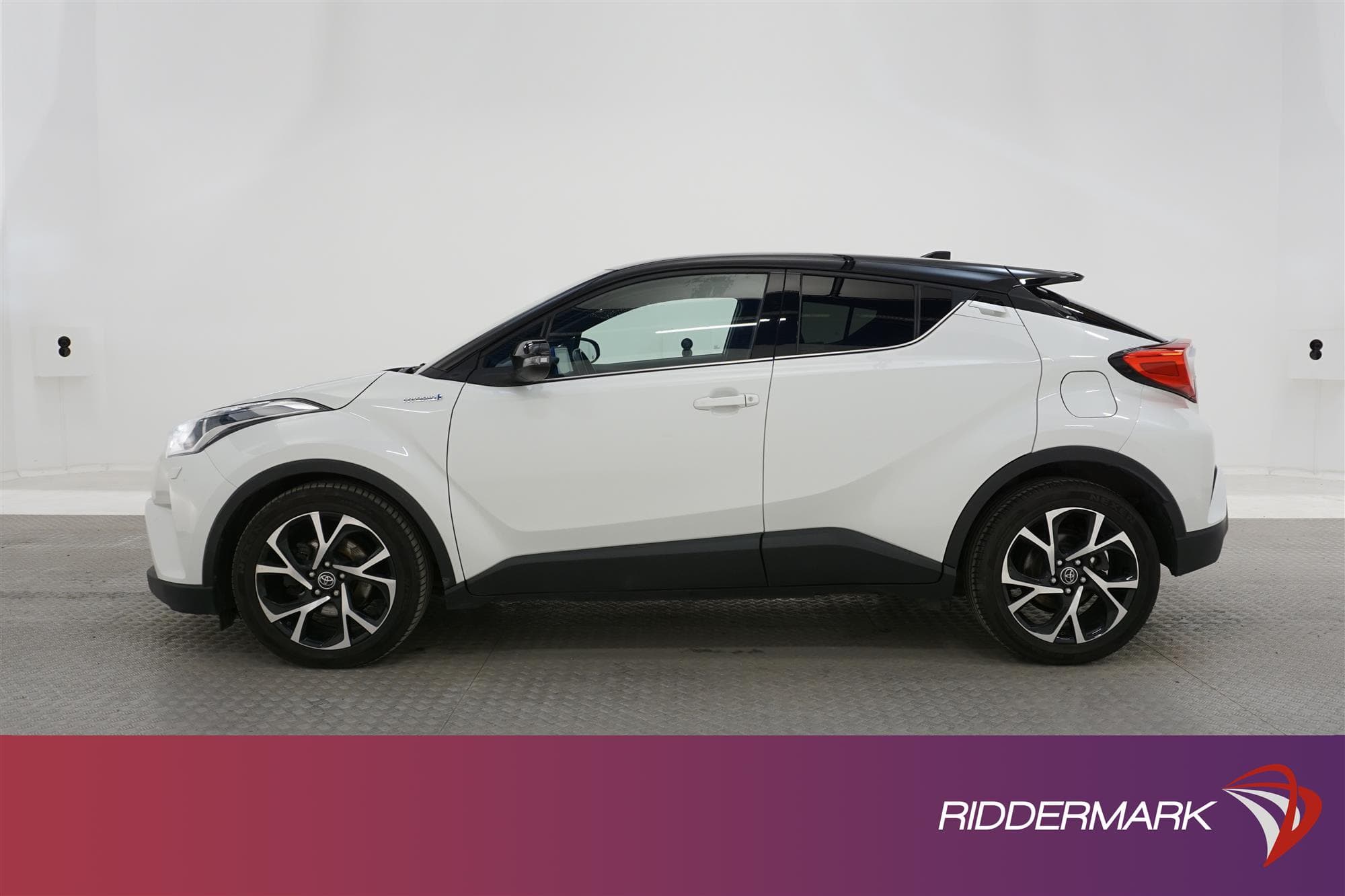 Toyota C-HR Hybrid CVT 122hk Style