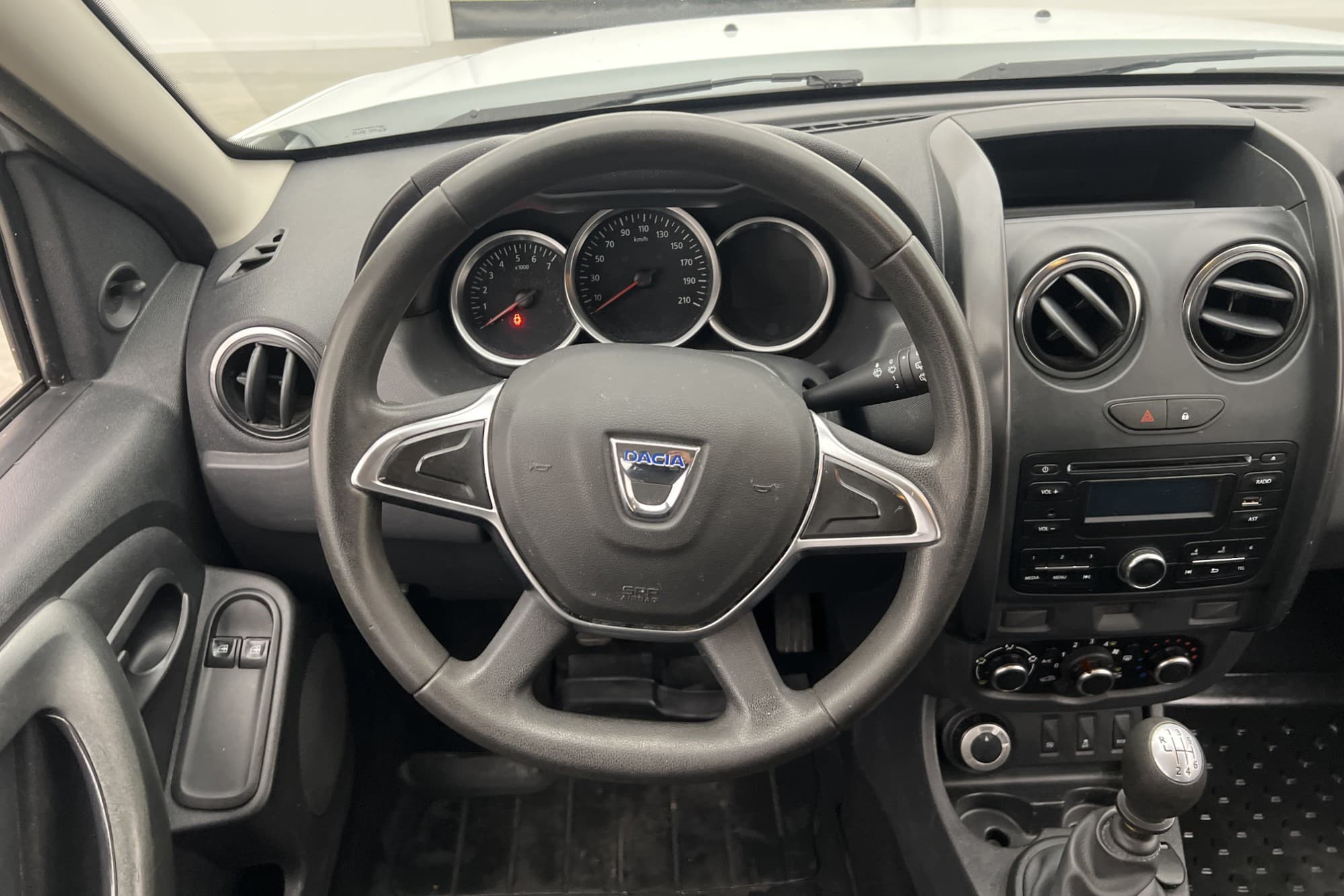 Dacia Duster SCe 4x4 115hk Dragkrok Bluetooth 2 brukare