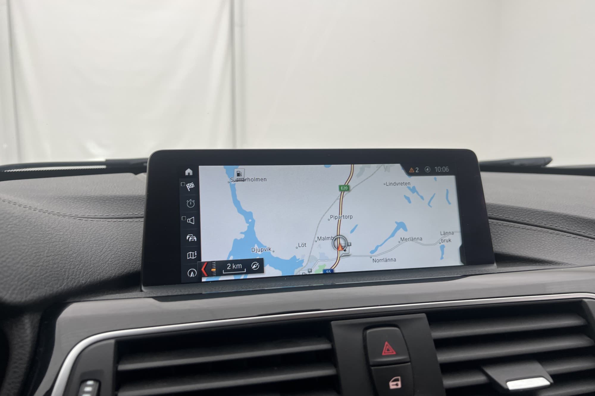 BMW 330e 252hk Sport Line HiFi Navi Sensorer Halvskinn