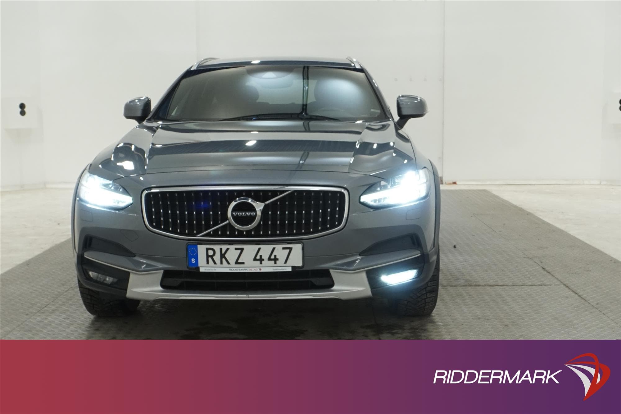 Volvo V90 Cross Country