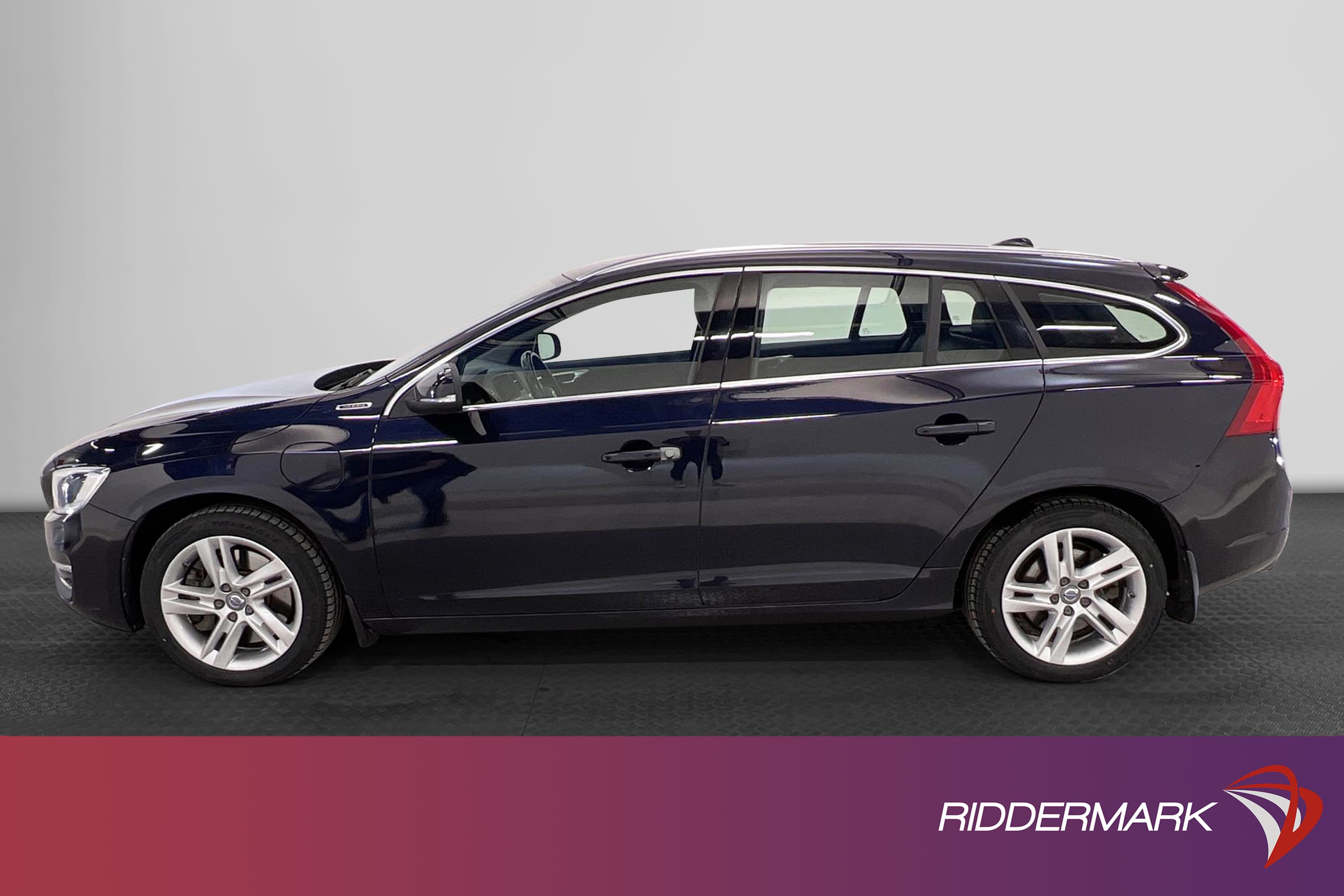 Volvo V60 D5 Plug-in Hybrid AWD 231hk