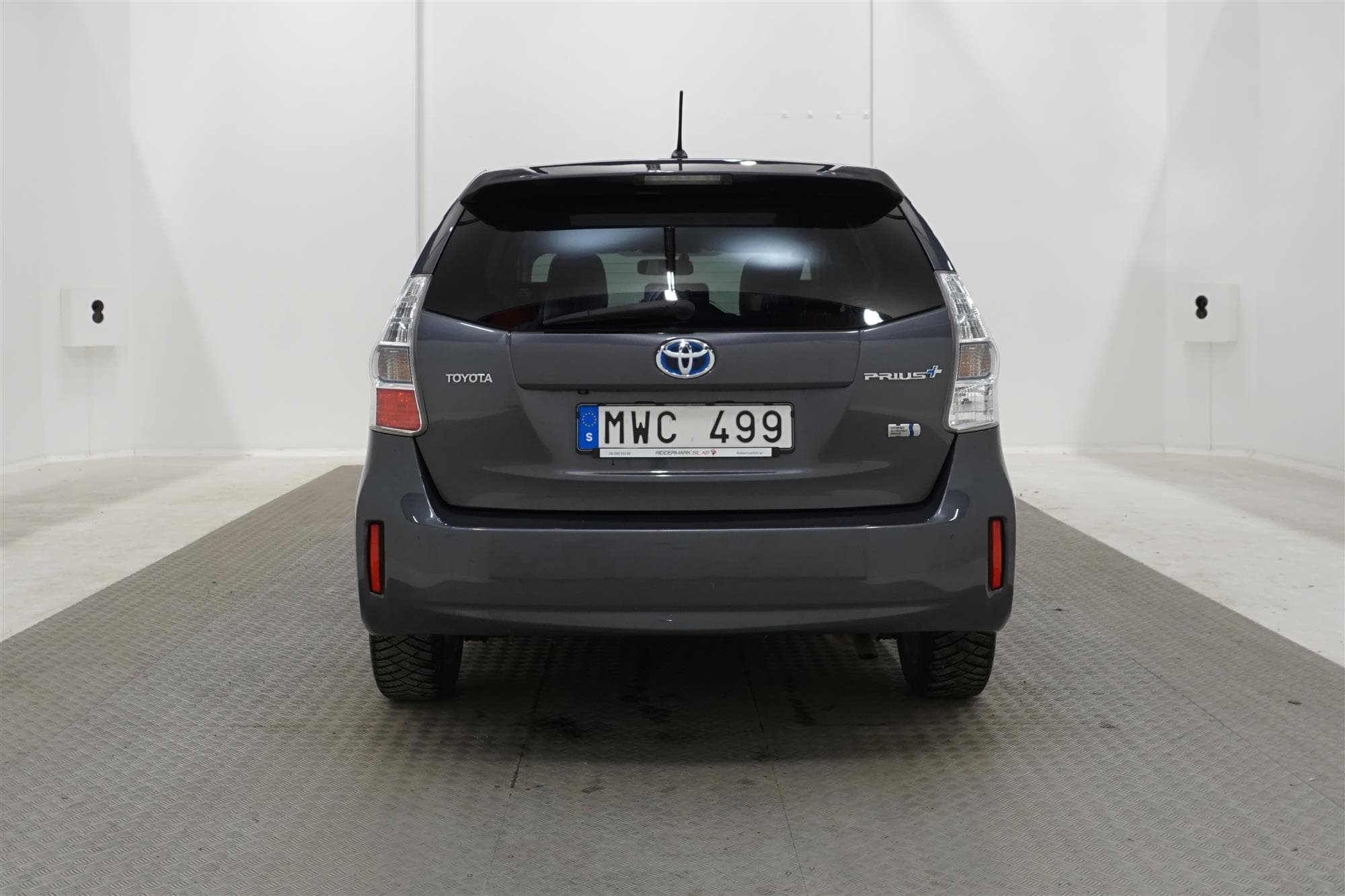 Toyota Prius+ Hybrid 136hk 2 Brukare 7 Sits Pano Navi M-Värm