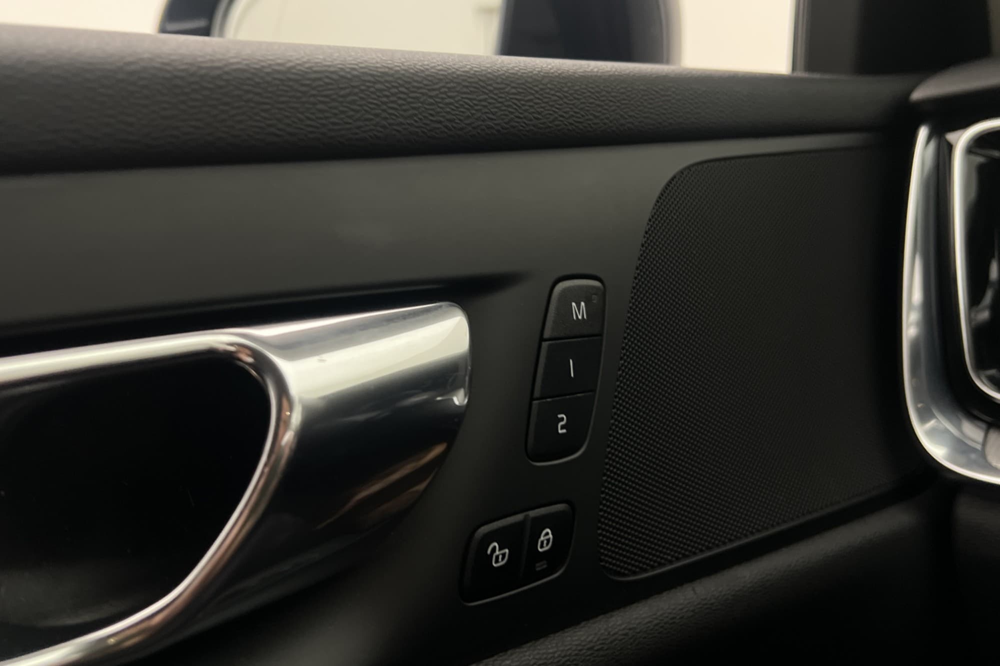 Volvo V60 D4 Inscription HUD Värm Läder 360° CarPlay Drag