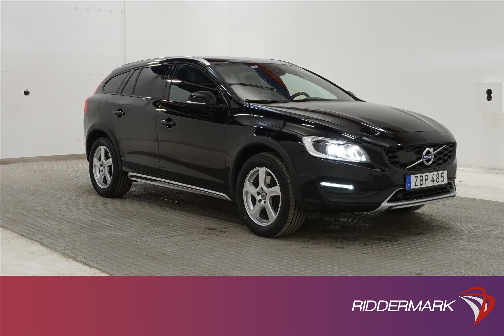 Volvo V60 Cross Country D4 