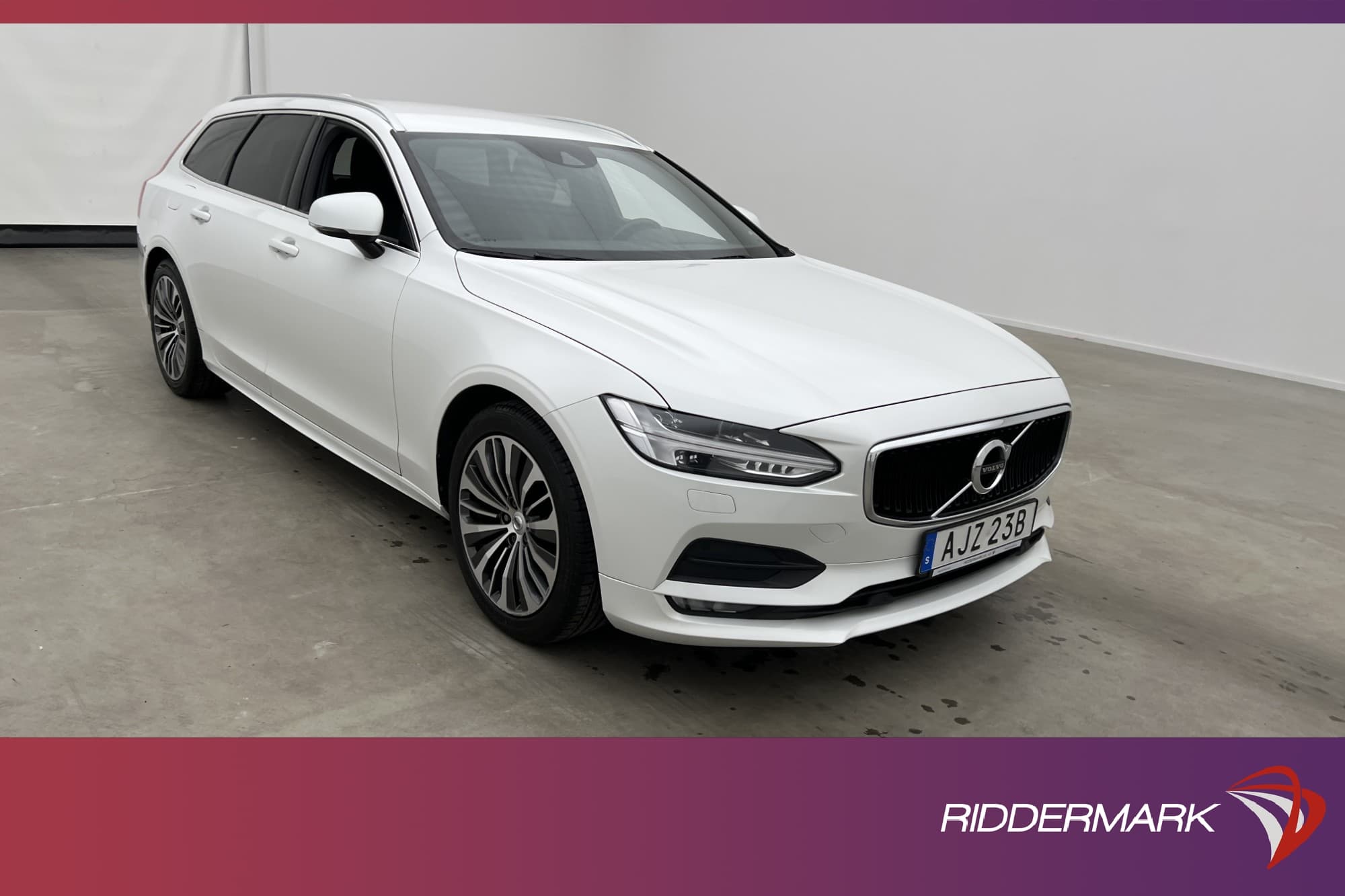 Volvo V90 D4 AWD