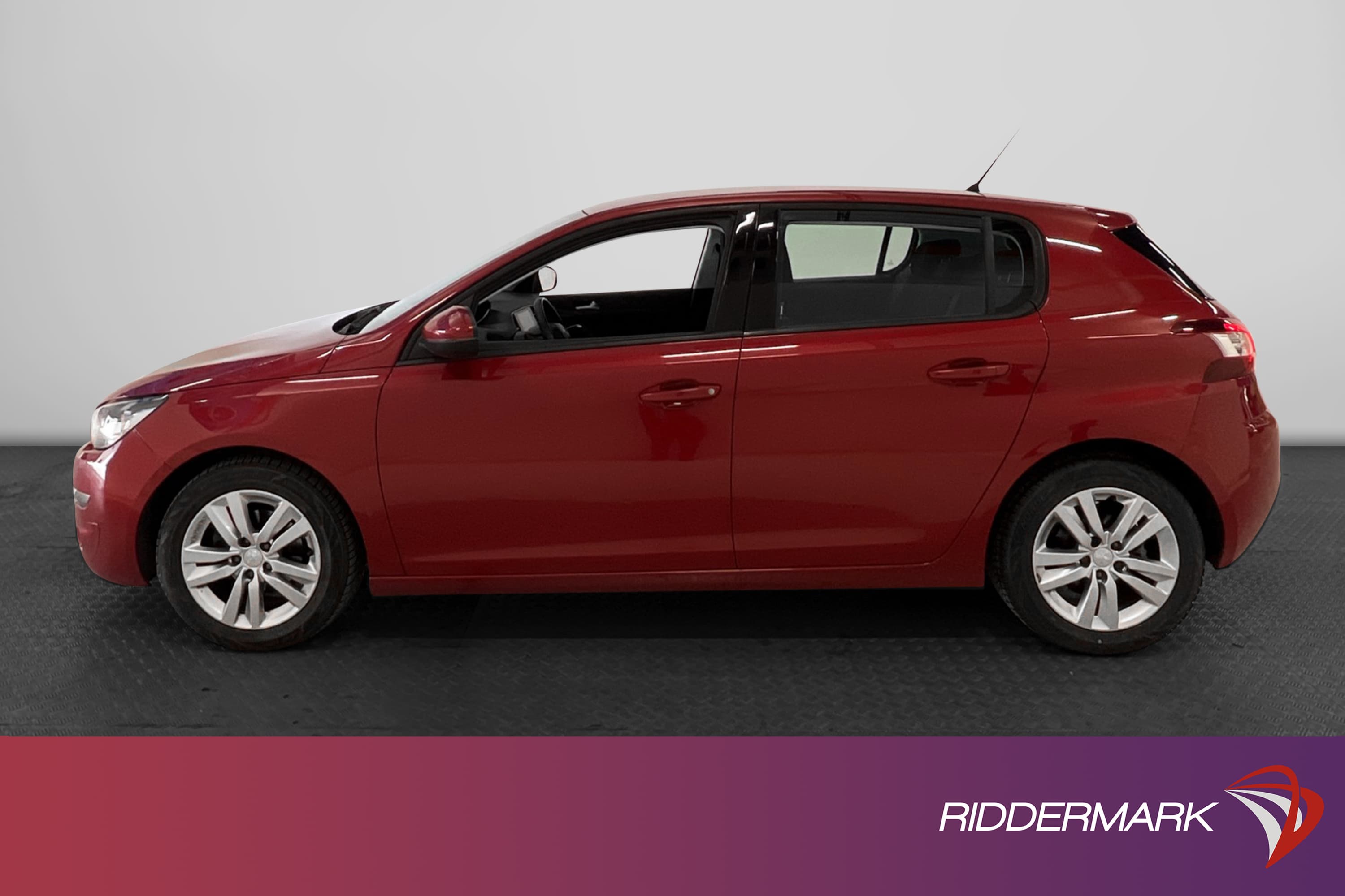 Peugeot 308 1.2 e-THP Active 110hk