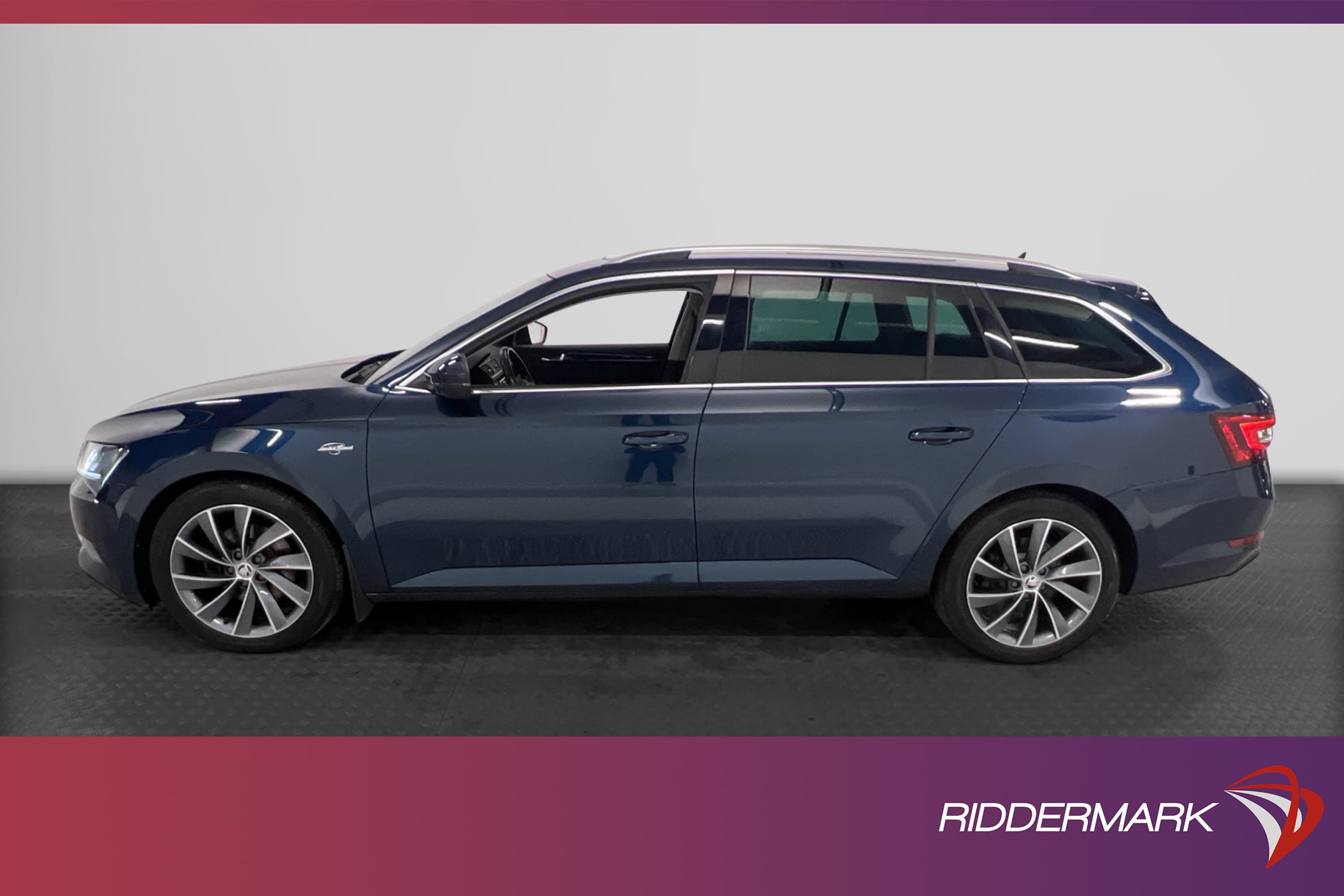 Skoda Superb Kombi 2.0 TDI 4x4 190hk L&K Värm Cockpit Pano