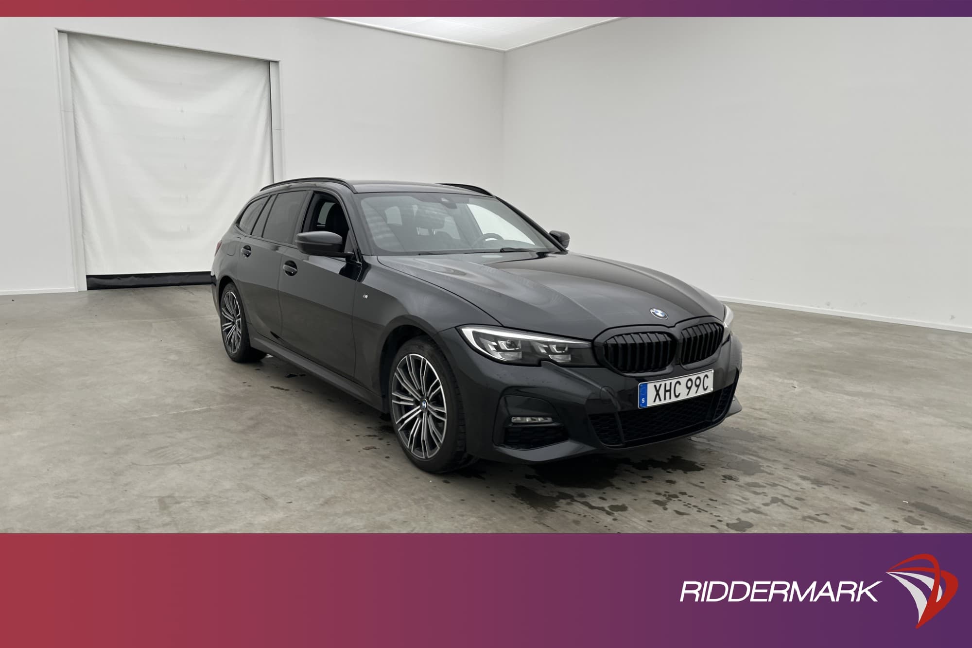 BMW 330e xDrive Touring