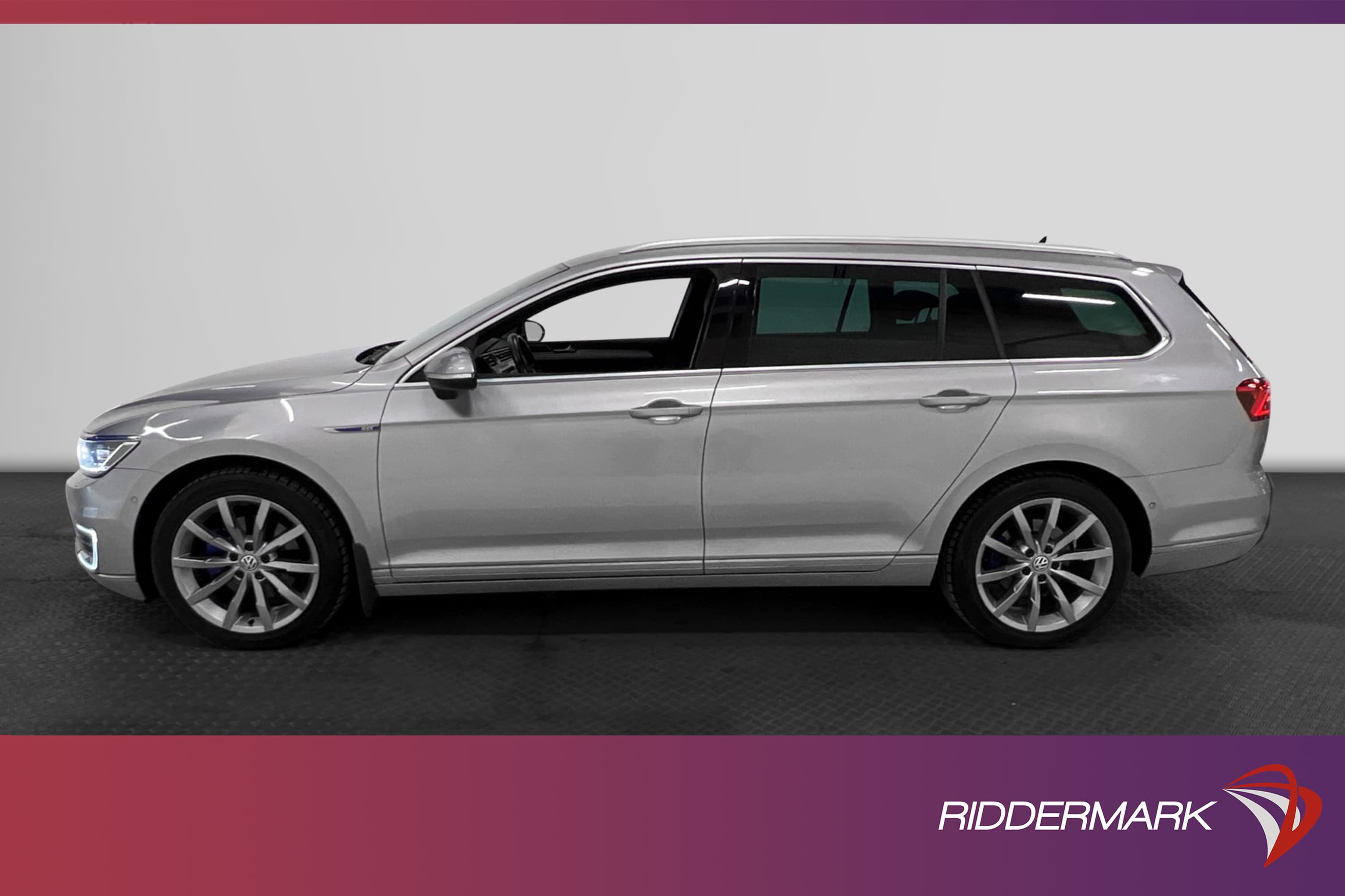 Volkswagen Passat GTE 218hk