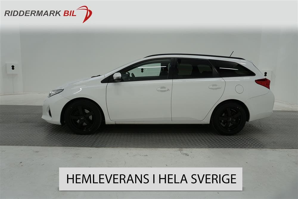 Toyota Auris 2.0 D-4D Touring Sports