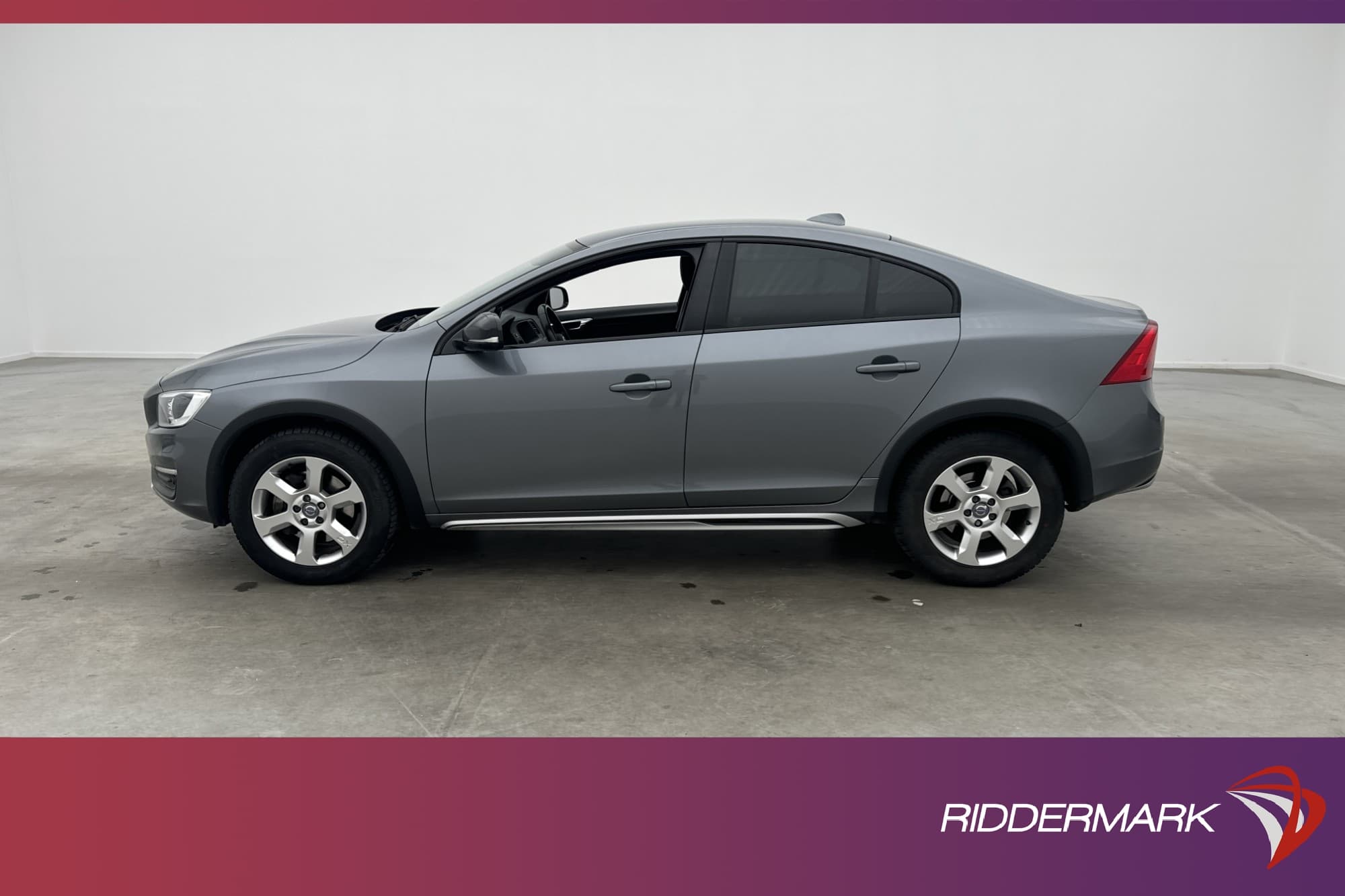 Volvo S60 Cross Country D4 AWD Summum