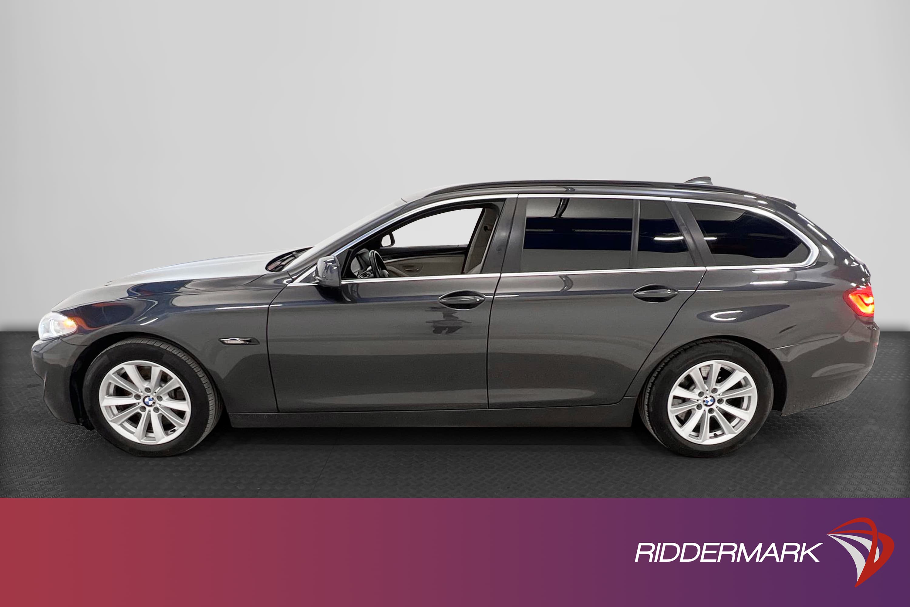 BMW 530d xDrive Touring 258hk