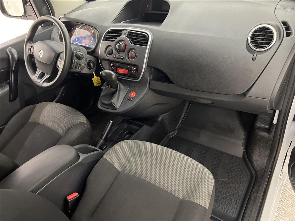 Renault Kangoo 1.2 TCi Automat 115hk kamera Nyservad Moms interiör