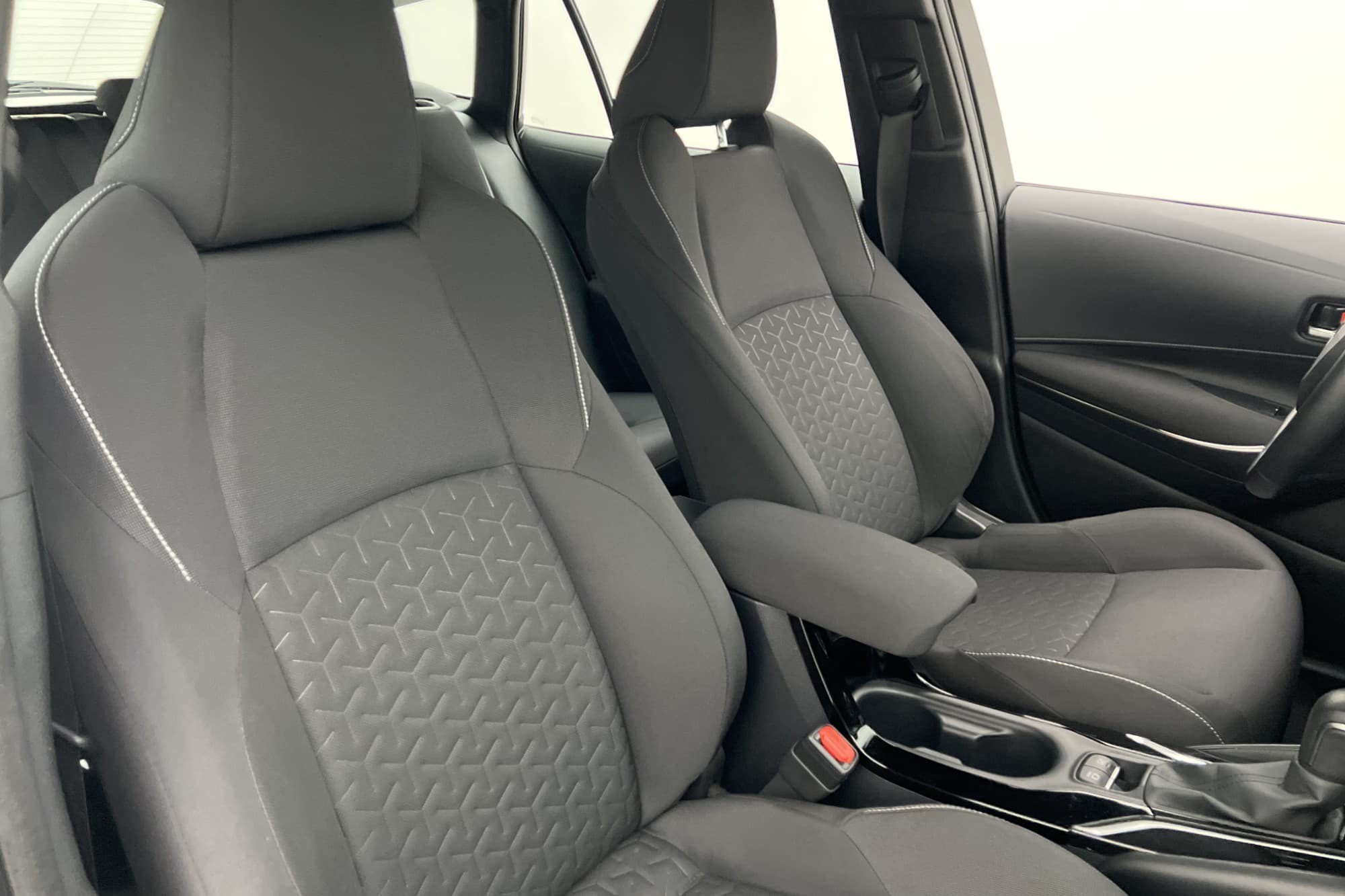 Toyota Corolla Touring Sports Hybrid Active Värm Kamera MOMS