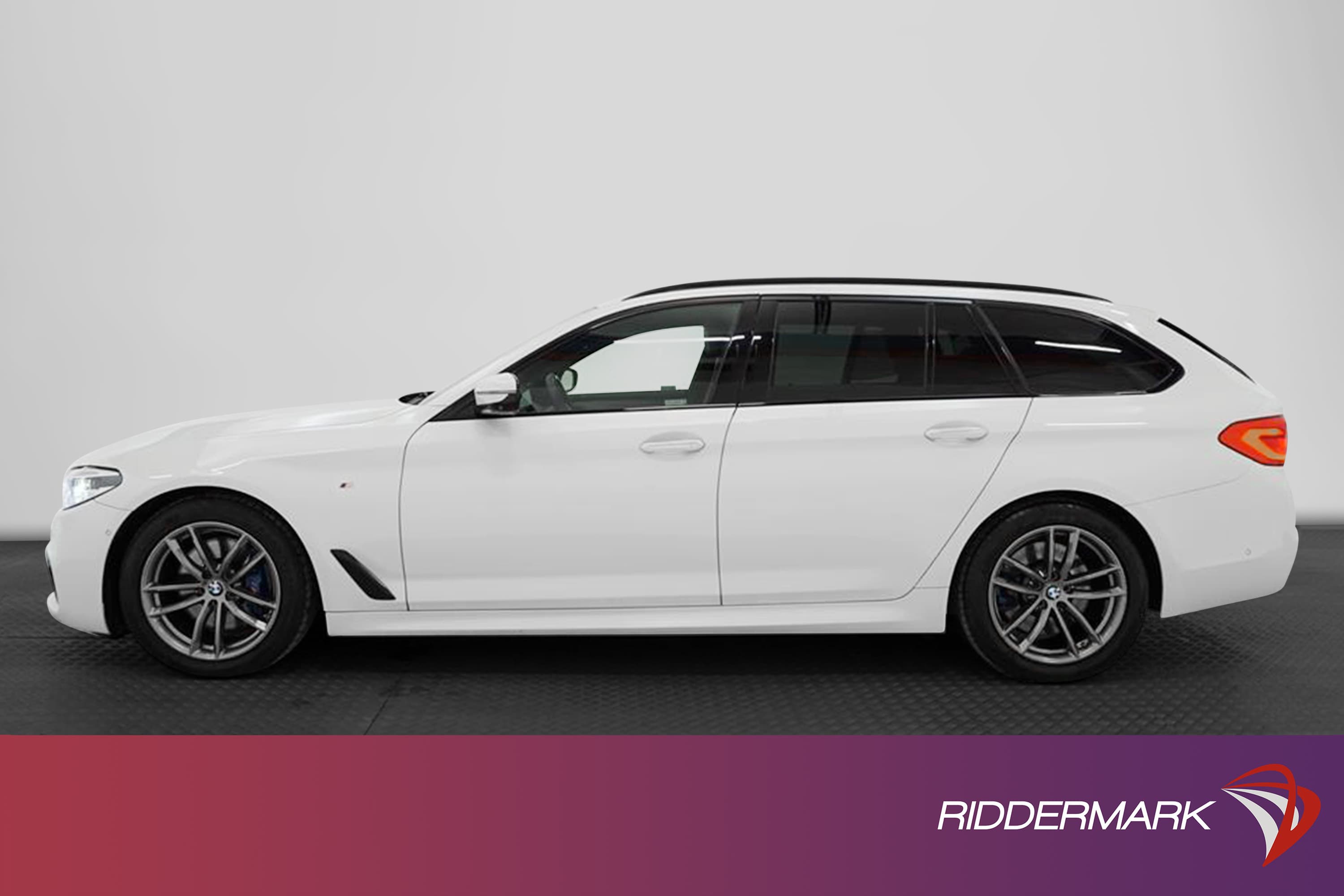 BMW 530d xDrive M Sport Innovation H/K Värmare 360°Kam Pano