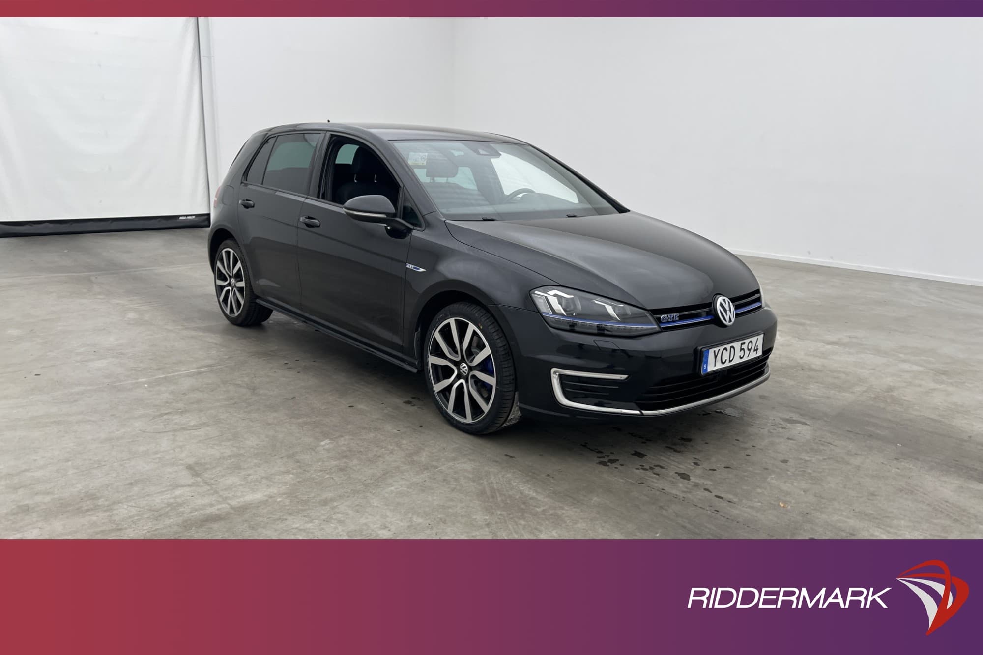 Volkswagen Golf GTE 204hk