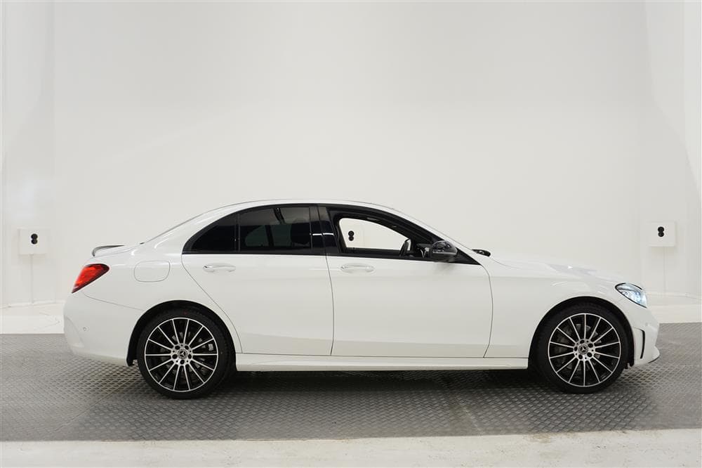 Mercedes-Benz C 300 245hk 4M AMG D-Värm Burmester Pano 360°exteriör