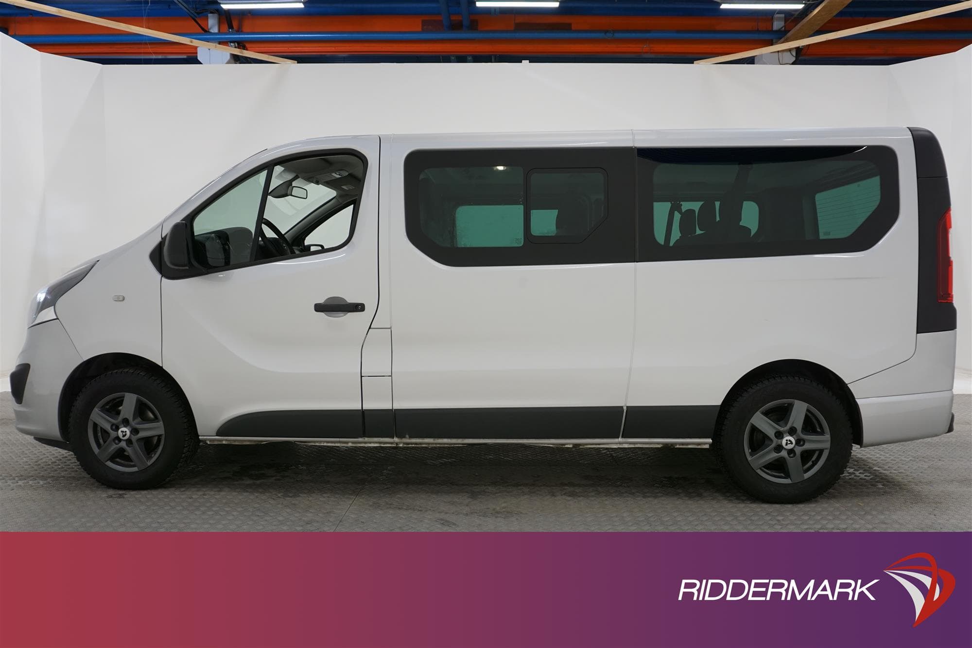 Opel Vivaro Kombi 1.5CDTI Lång Kamera  Drag