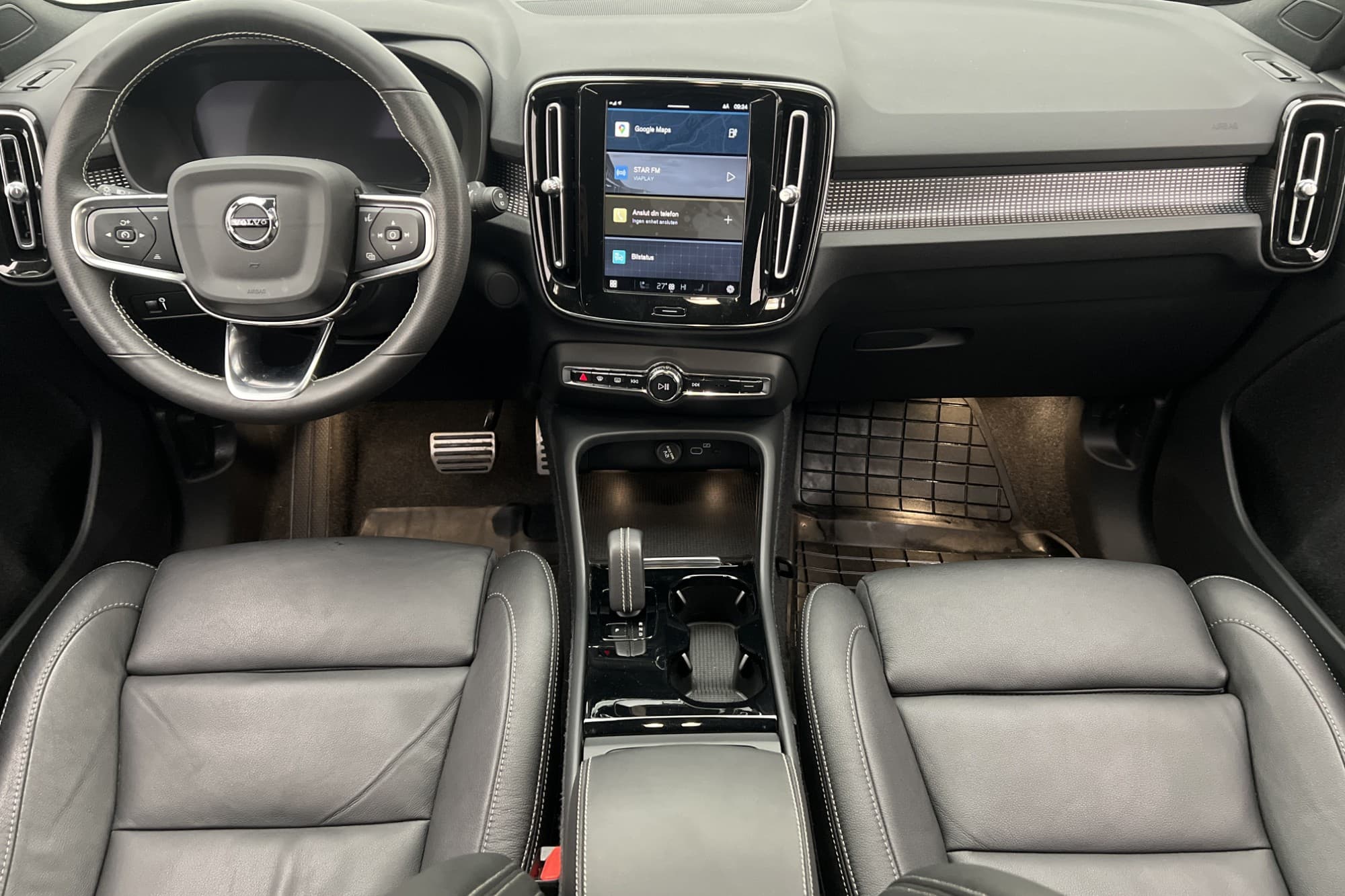 Volvo XC40 P8 AWD Recharge Drag 360° Elstolar Skinn CarPlay